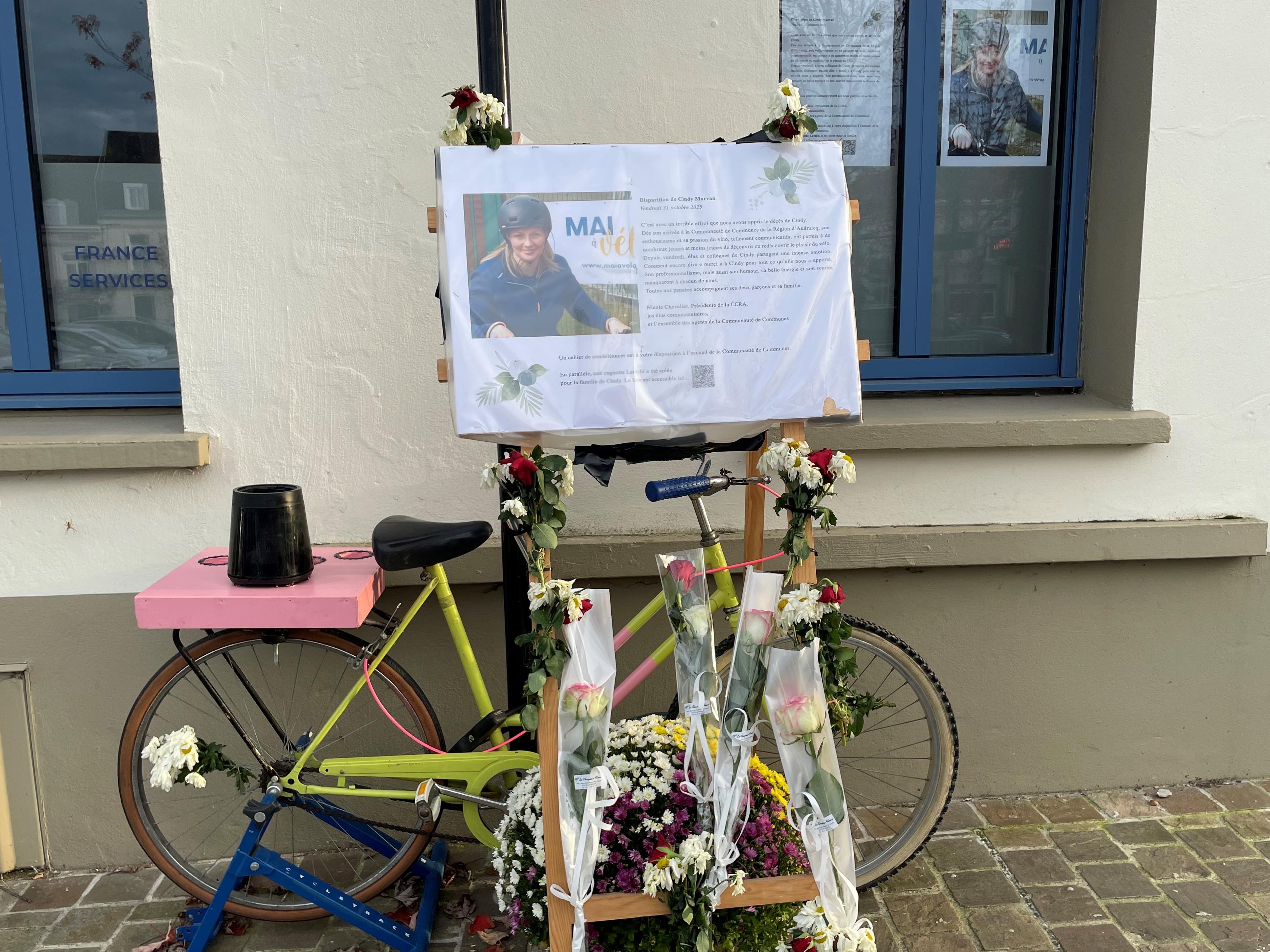 C'était une addict du vélo » : le monde du cyclisme pleure Cindy Morvan, tuée par balle à Calais - Le Parisien