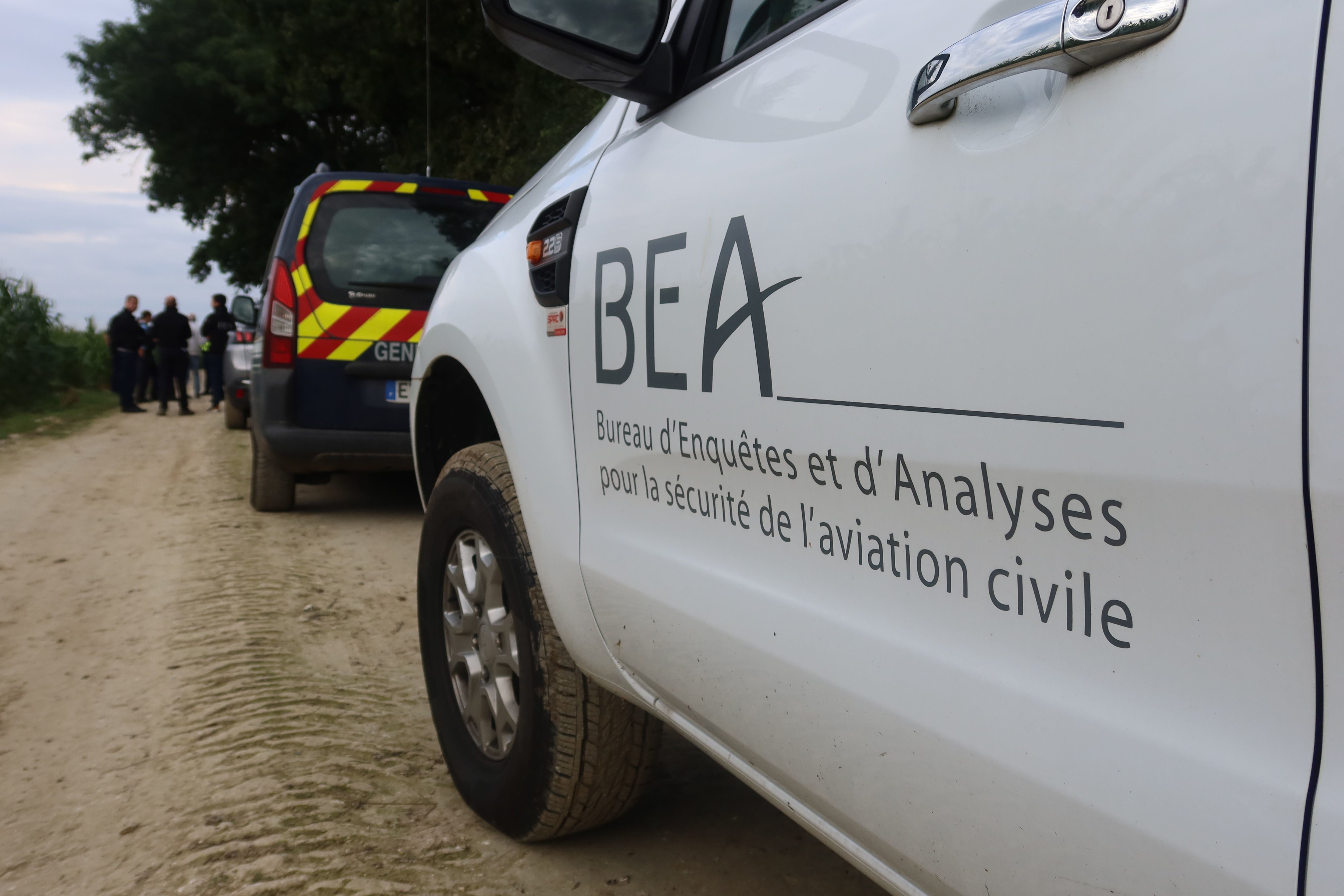Mort Accidentelle Enquête France Oise : un deuxième corps recherché après le crash d’un avion de