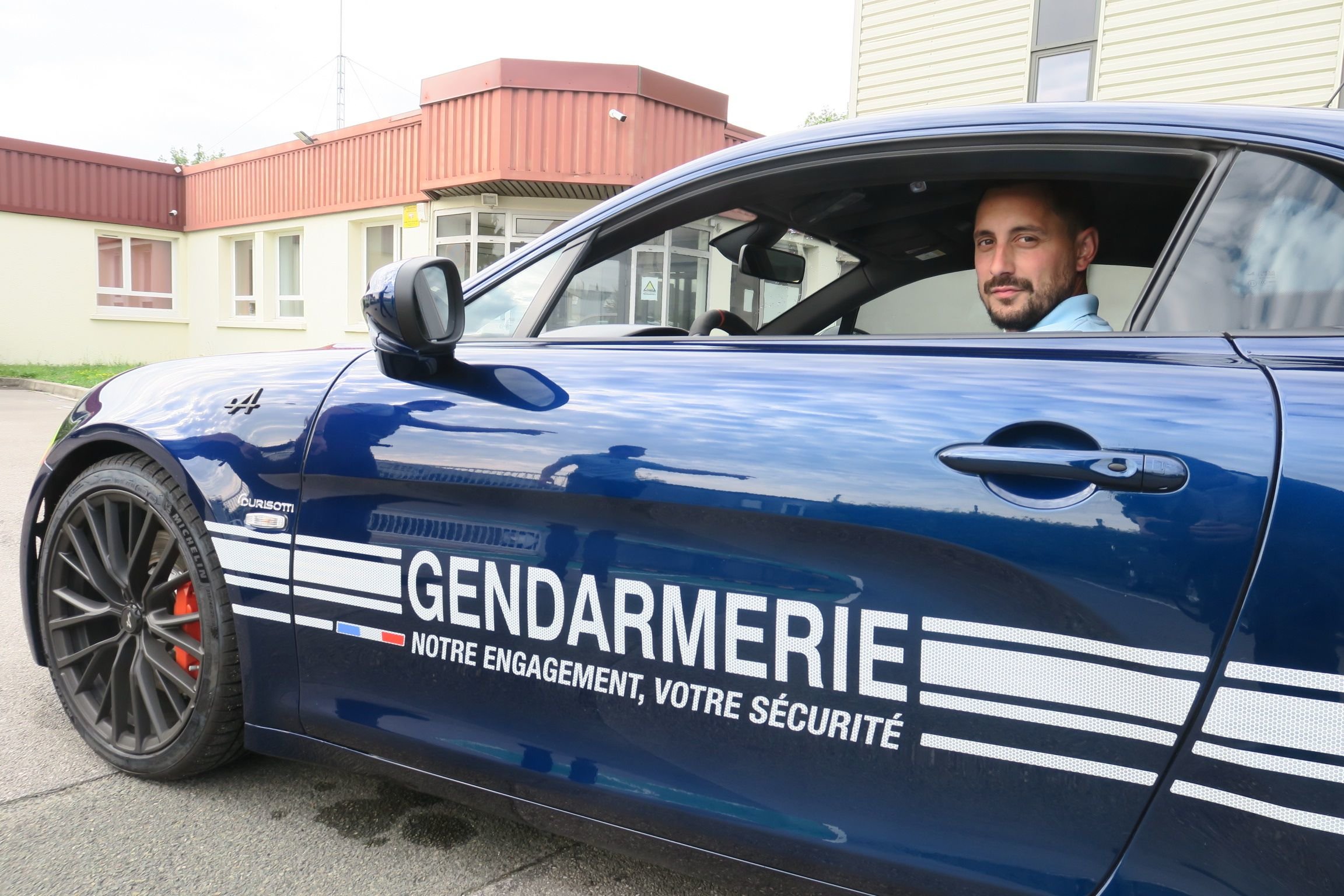 Les nouveaux bolides de la Gendarmerie sont espagnols 
