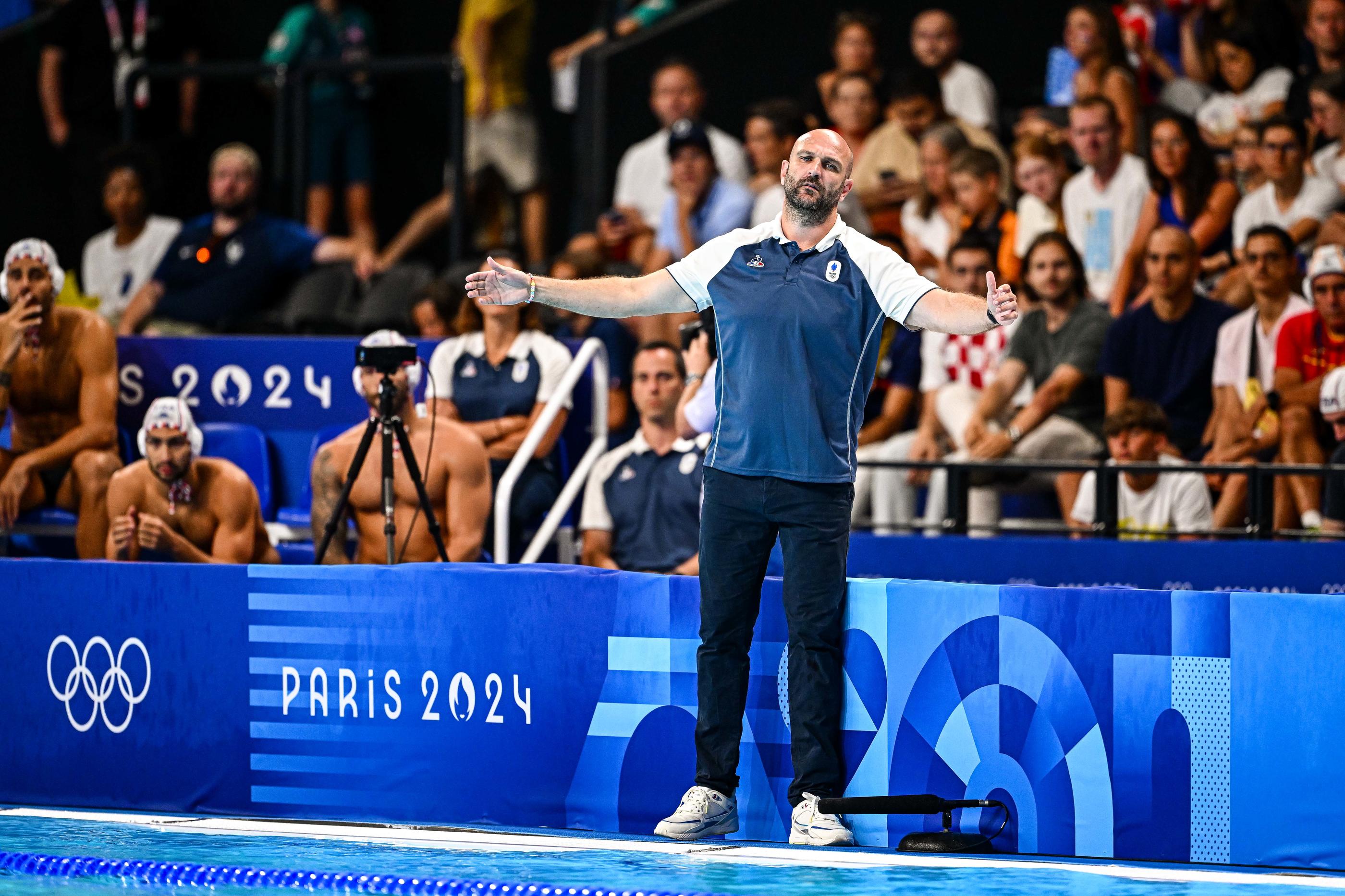 Le sélectionneur Florian Bruzzo assume l'échec de l'élimination des Bleus du water-polo en phase de poules. Icon Sport/Baptiste Fernandez