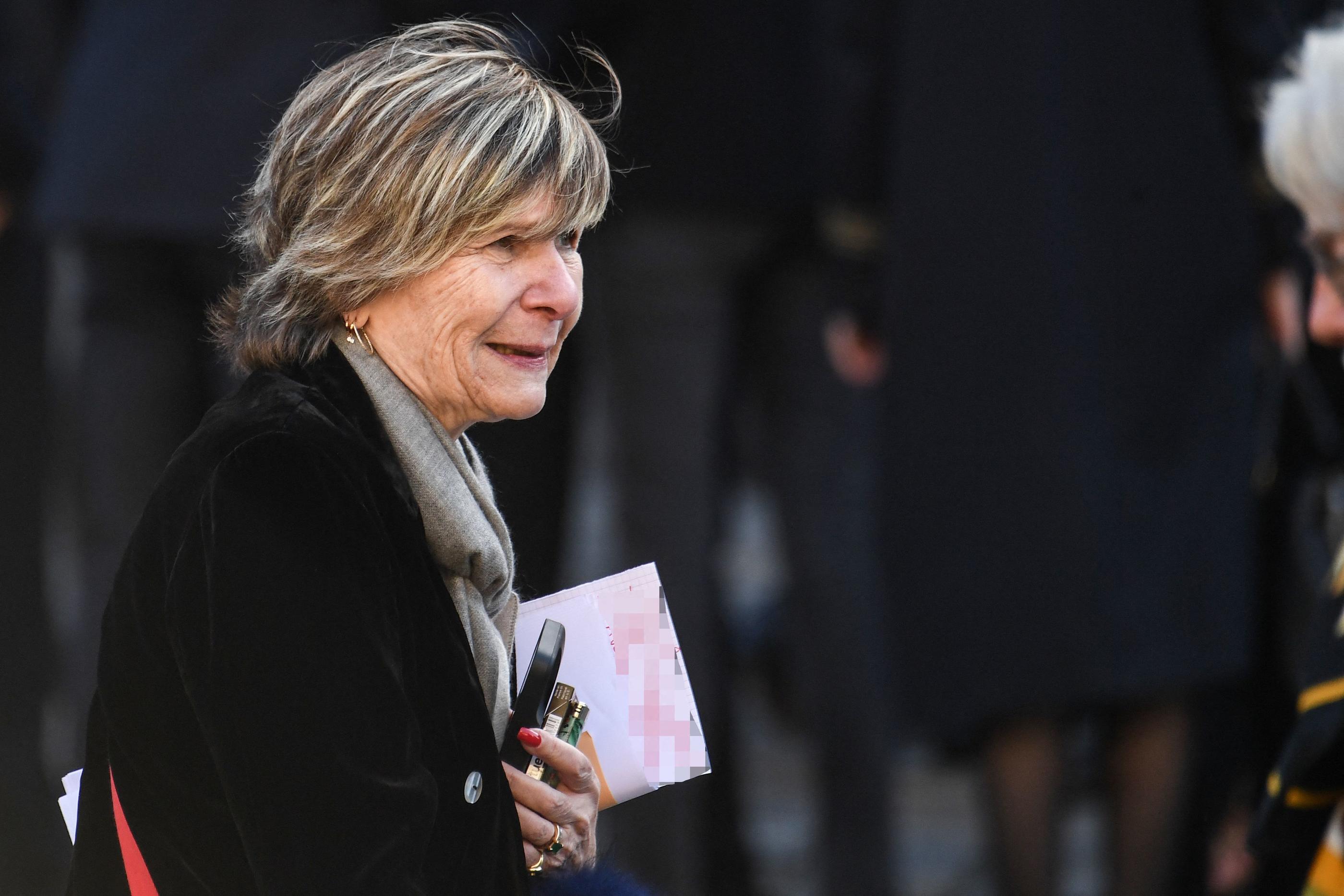 « Mimi » Marchand, 77 ans, est réputée avoir été proche des Sarkozy avant de devenir la gardienne de l’image des Macron. AFP/Alain Jocard