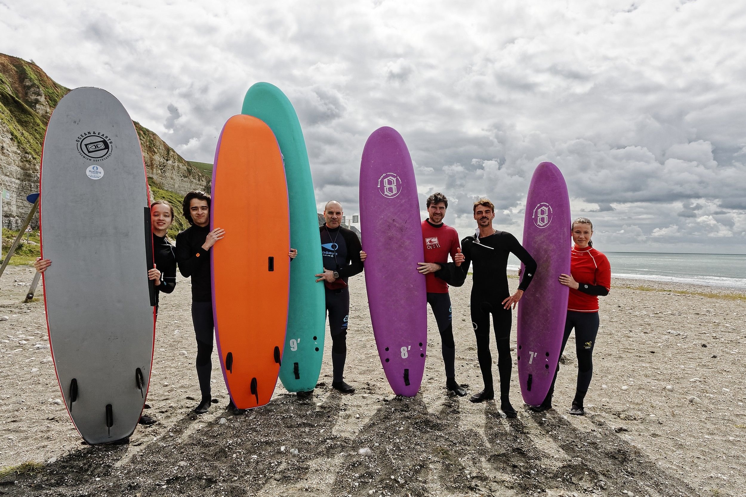 La Viking Surf School forme des surfeurs confirmés et débutants toute l'année près du cap d'Antifer #Presse30