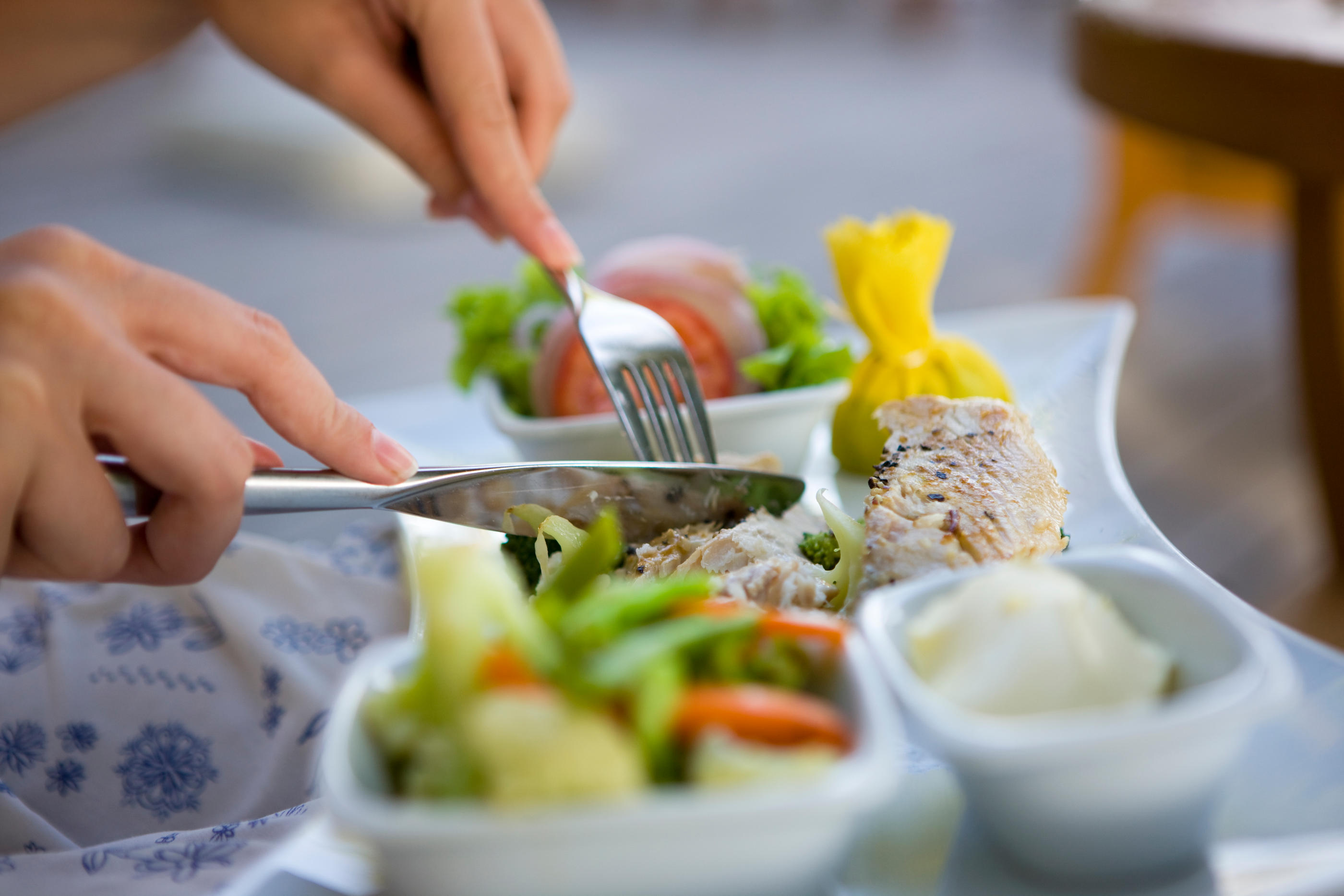 L'alimentation «profertilité» doit être variée, légumes et fibres, graisses végétales plutôt qu’animales, poisson… Webphotographeer