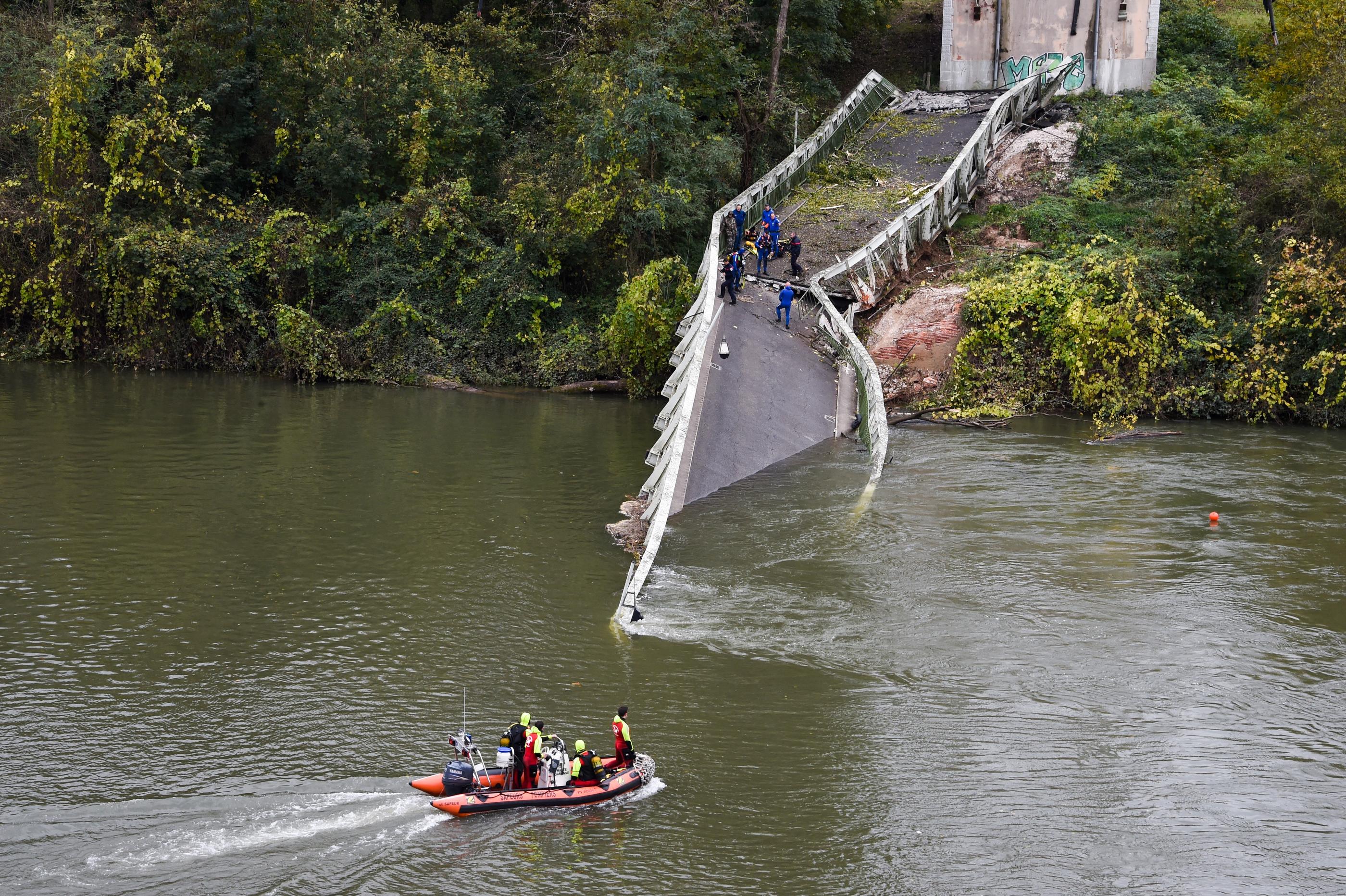 L'effondrement du pont de Mirepoix-sur-Tarn en Haute-Garonne, le 18 novembre 2019, avait fait deux morts. AFP/Eric Cabanis