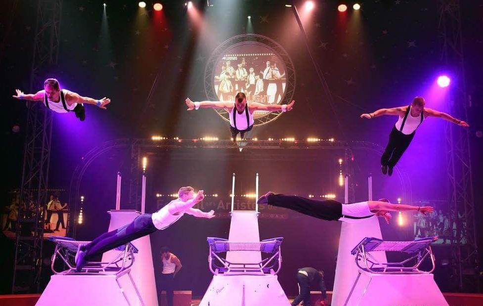 <b></b> La 16e édition du festival international du cirque se tient durant deux jours aux Mureaux. BERTRAND GUAY.