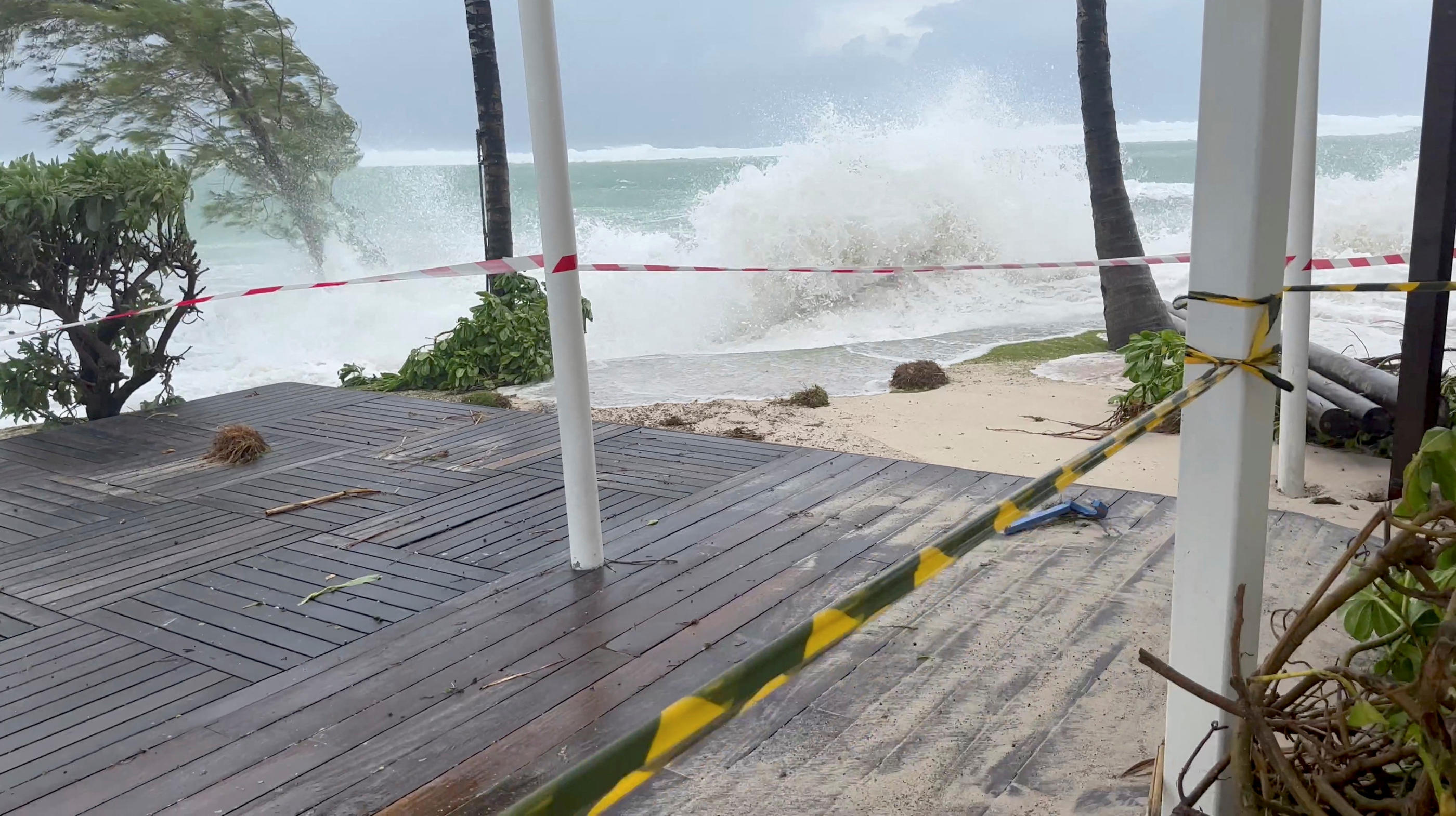 Le cyclone Freddy a frappé l'île Maurice lundi. Reuters/Laura Edwards