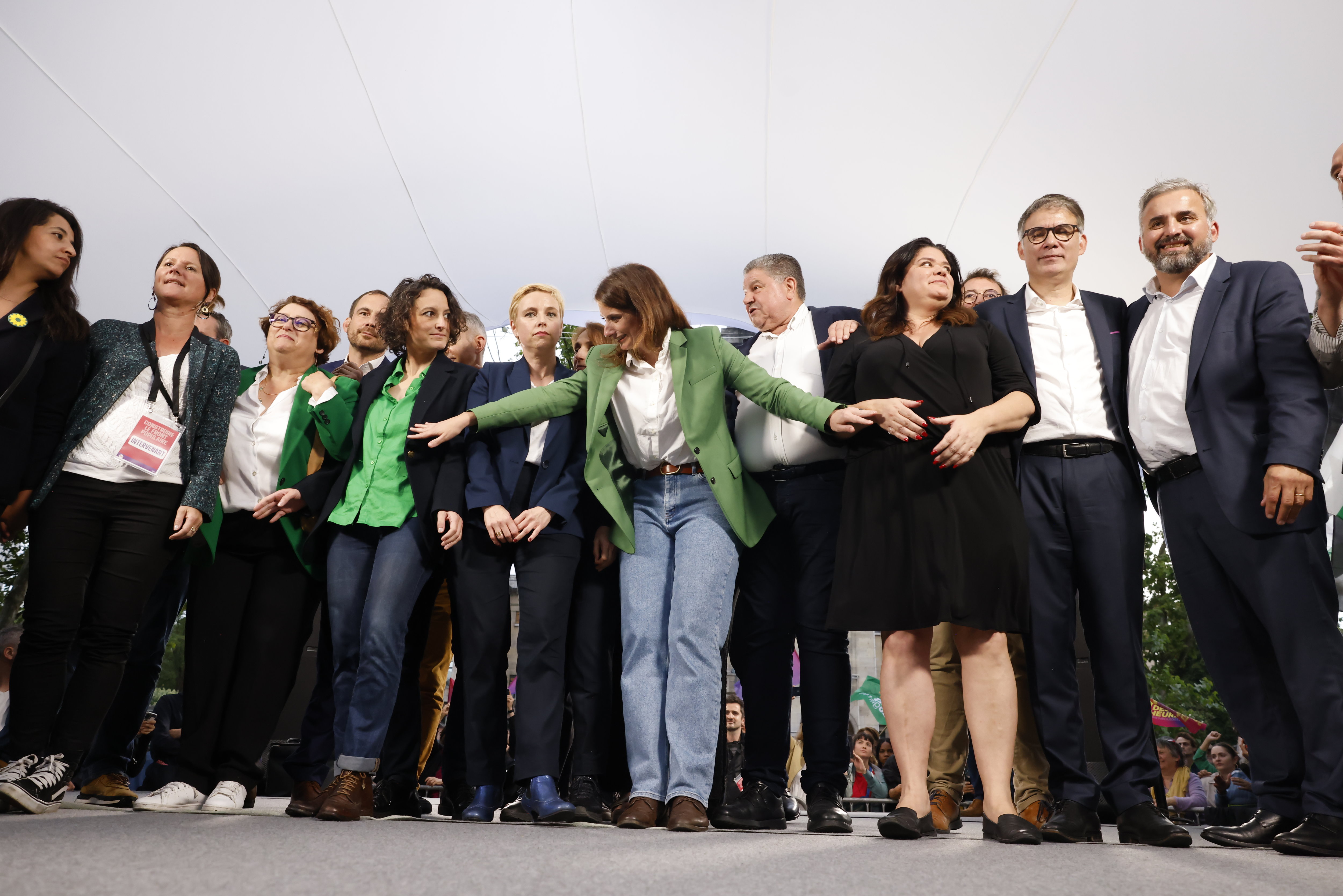 Montreuil, lundi 17 juin. Soutenu notamment par Marine Tondelier (EELV), Clémentine Autain (LFI) et Olivier Faure (PS), Alexis Corbière (à droite) était au meeting du Nouveau Front populaire… tout comme sa rivale investie par les Insoumis. LP/Olivier Corsan