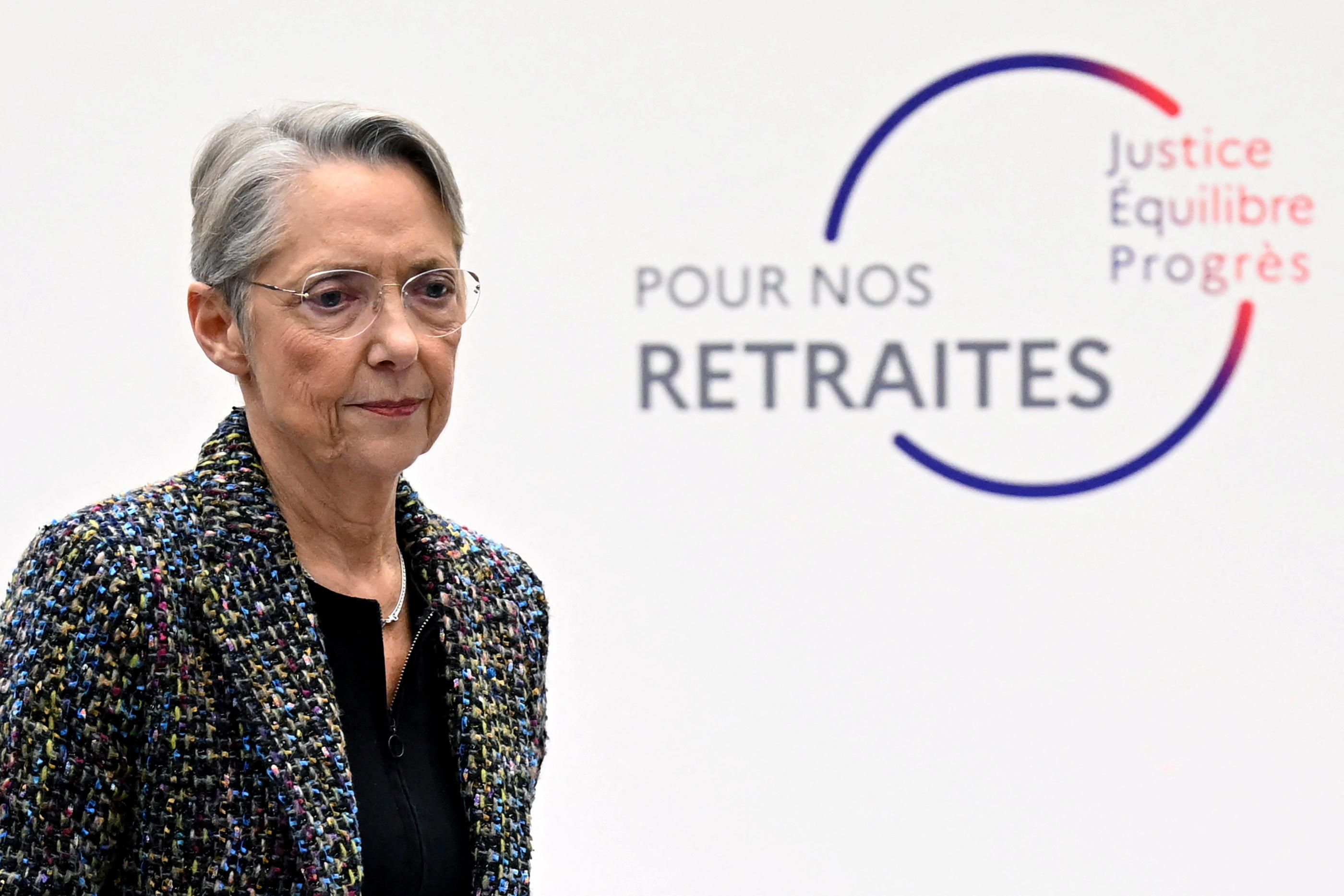 Élisabeth Borne, ici le 10 janvier dernier, a demandé à ses collègues ministres de «convaincre» et «rassurer» les Français à propos de la réforme des retraites. REUTERS/Bertrand Guay/Pool