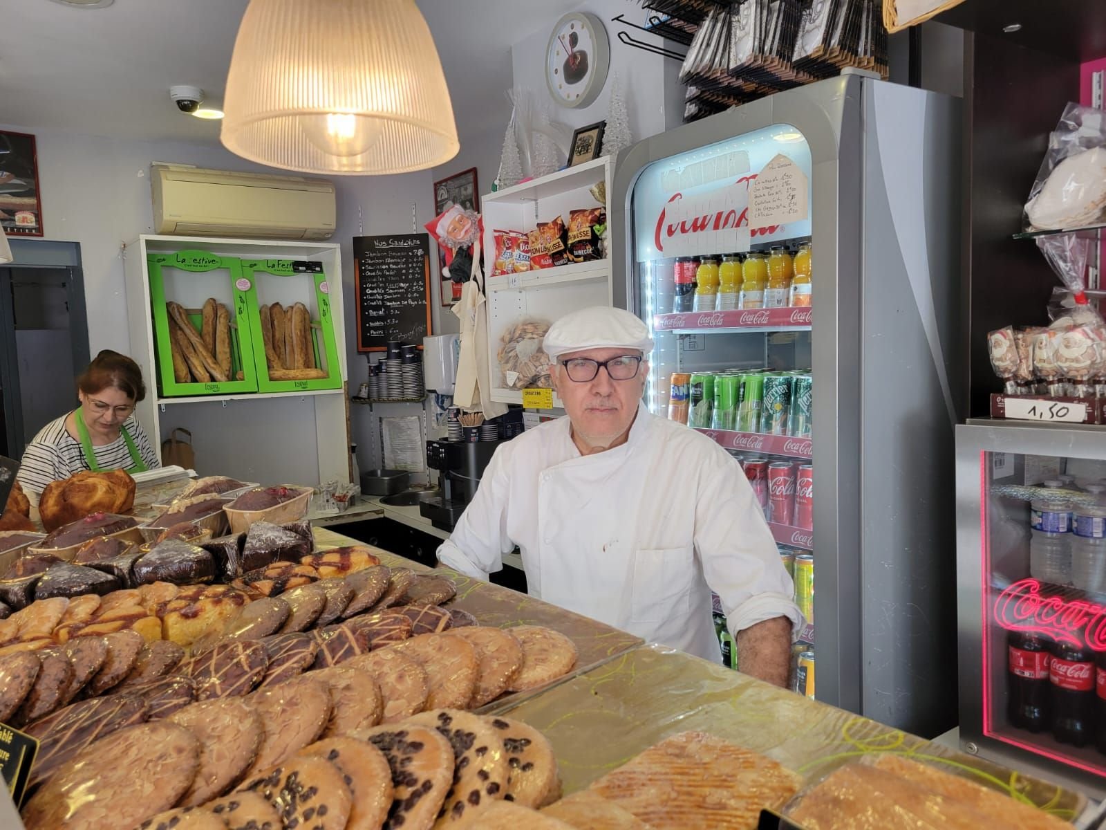 Arcueil, jeudi 15 août. À l'aube de la retraite, Yann Melbouci mise sur la qualité de ses produits artisanaux pour attirer de nouveaux clients. LP/J.L.