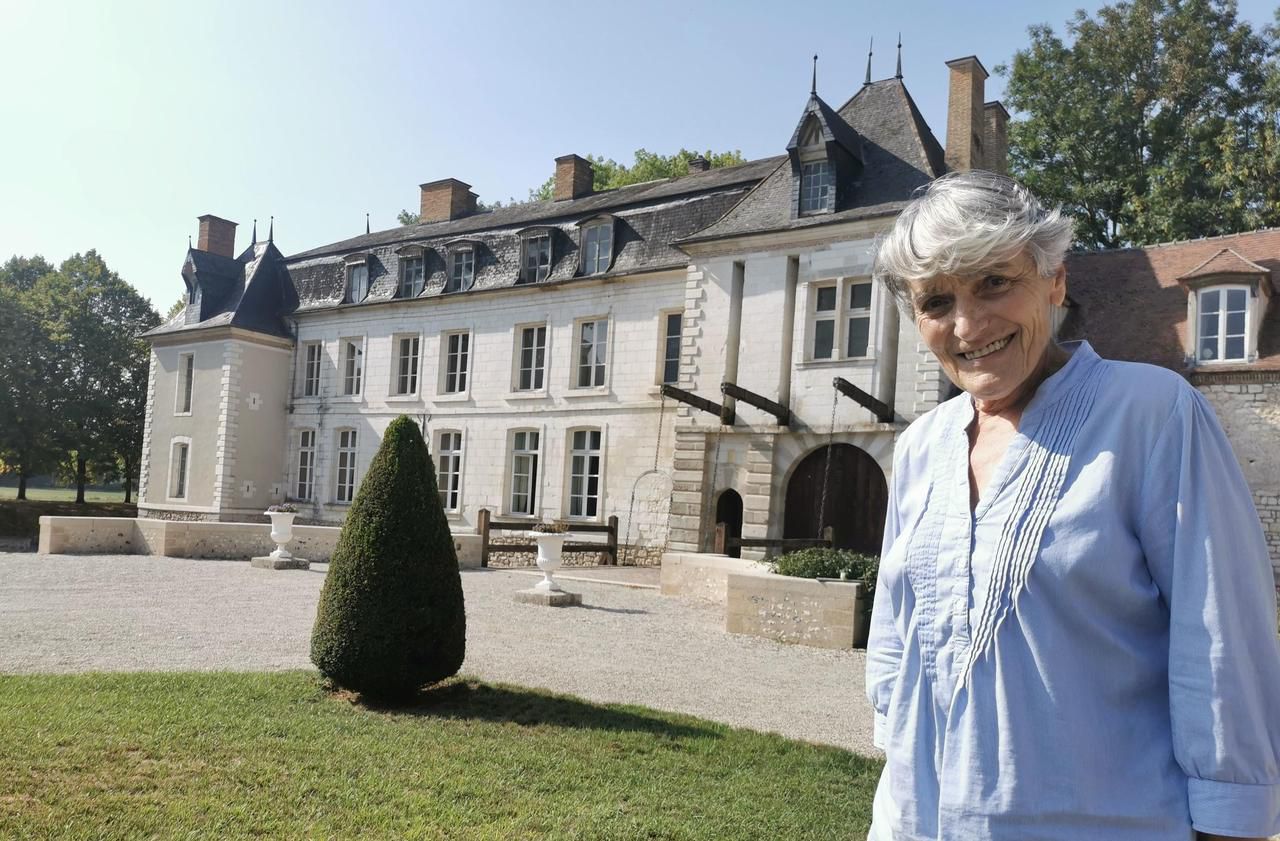 <b></b> Claire Paupe, la châtelaine de Droupt-Saint-Basle, dans l’Aube, met en vente sa propriété pour 2,3 millions d’euros.