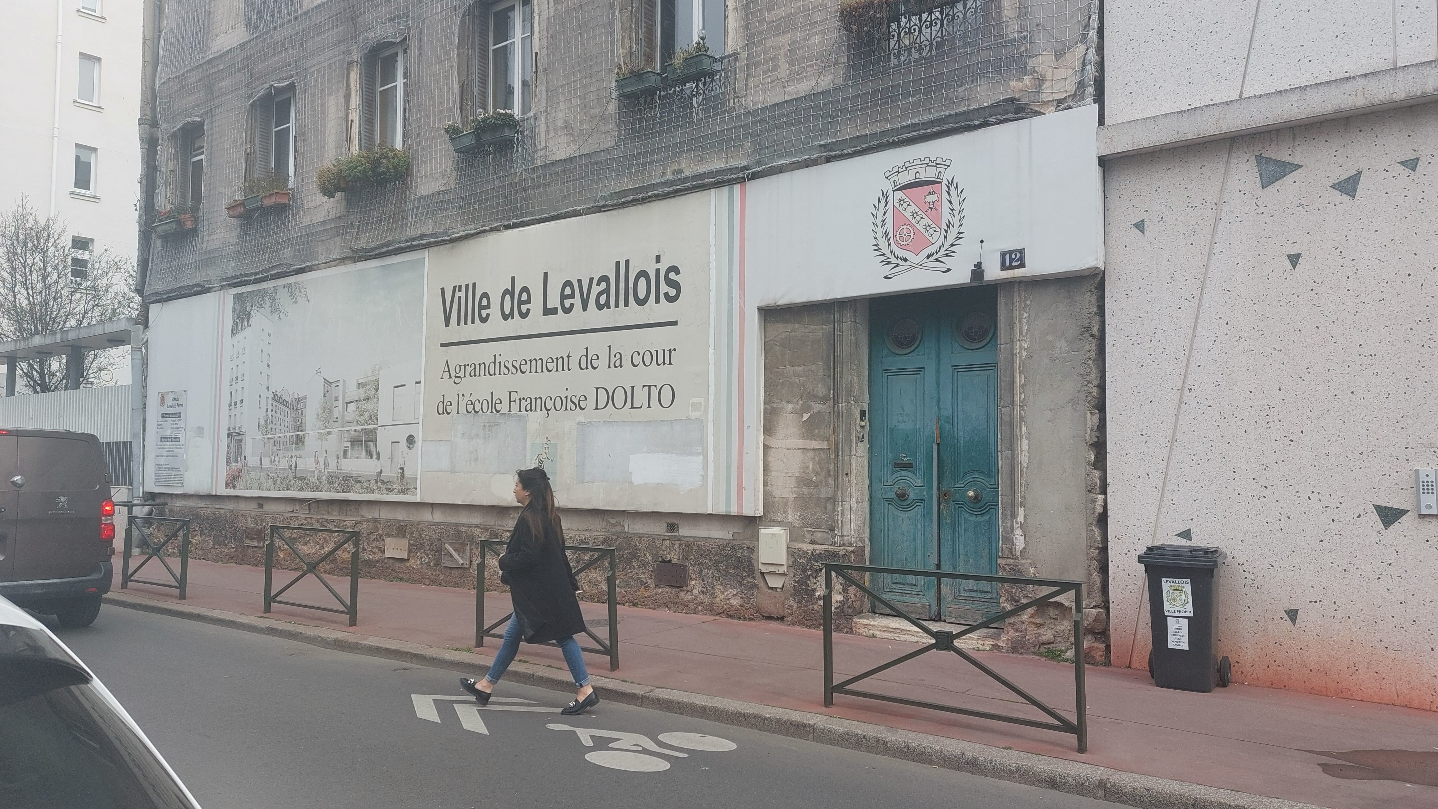 Levallois-Perret, rue Danton (Hauts-de-Seine), le 25 mars 2023. La locataire est décédée en 2021, mais la mairie ne l'a appris qu'un an plus tard... LP/A.-.S.D.