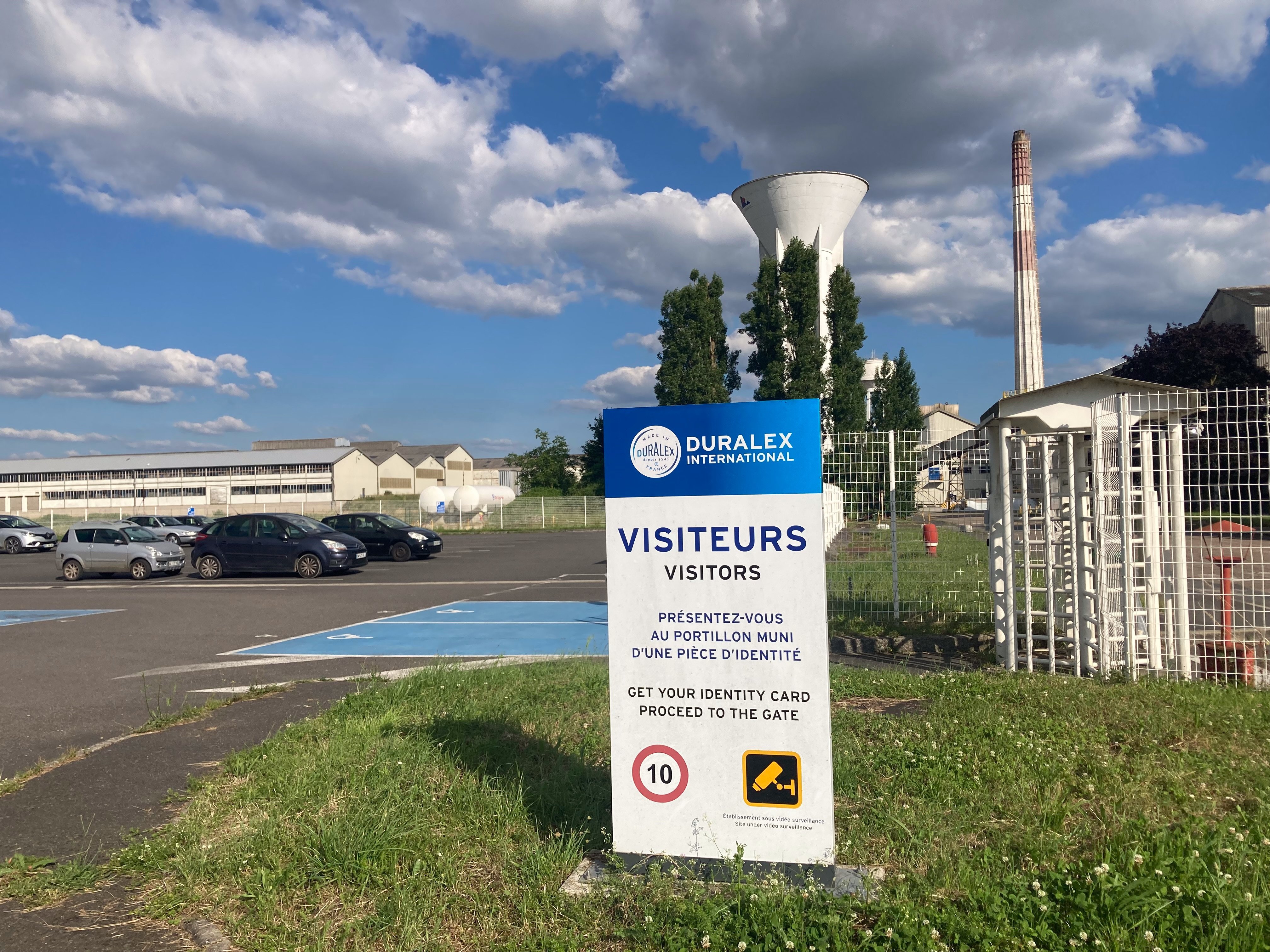 L'entrée du site de Duralex, à La Chapelle-Saint Mesmin (Loiret), qu'Orléans Metropole se propose de racheter pour soutenir le projet de SCOP des salariés. LP/Christine Berkovicius