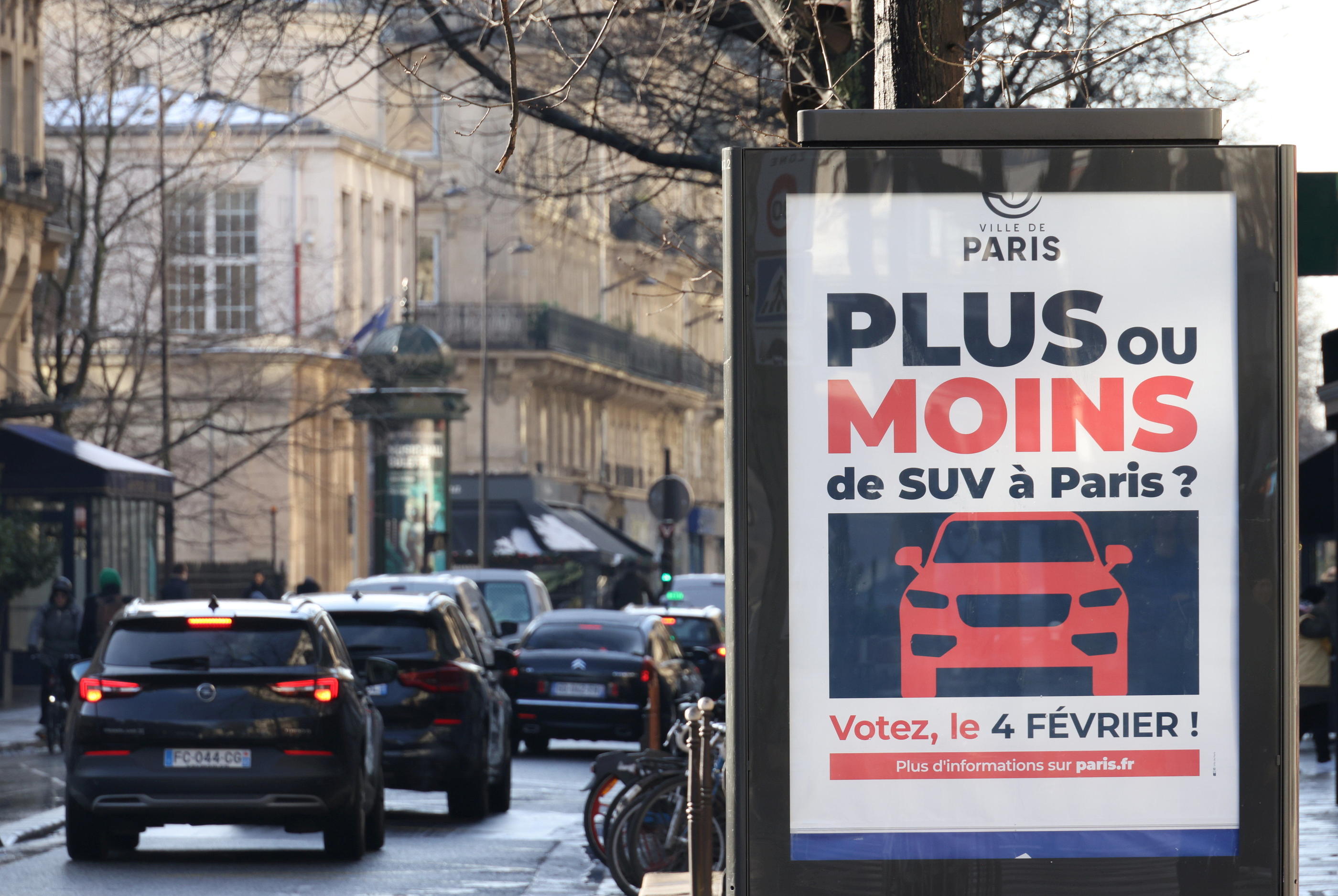 La Ville de Paris avait organisé le 4 février dernier une votation sur la place des SUV dans la capitale, et notamment sur un tarif spécial de stationnement. LP/Delphine Goldsztejn