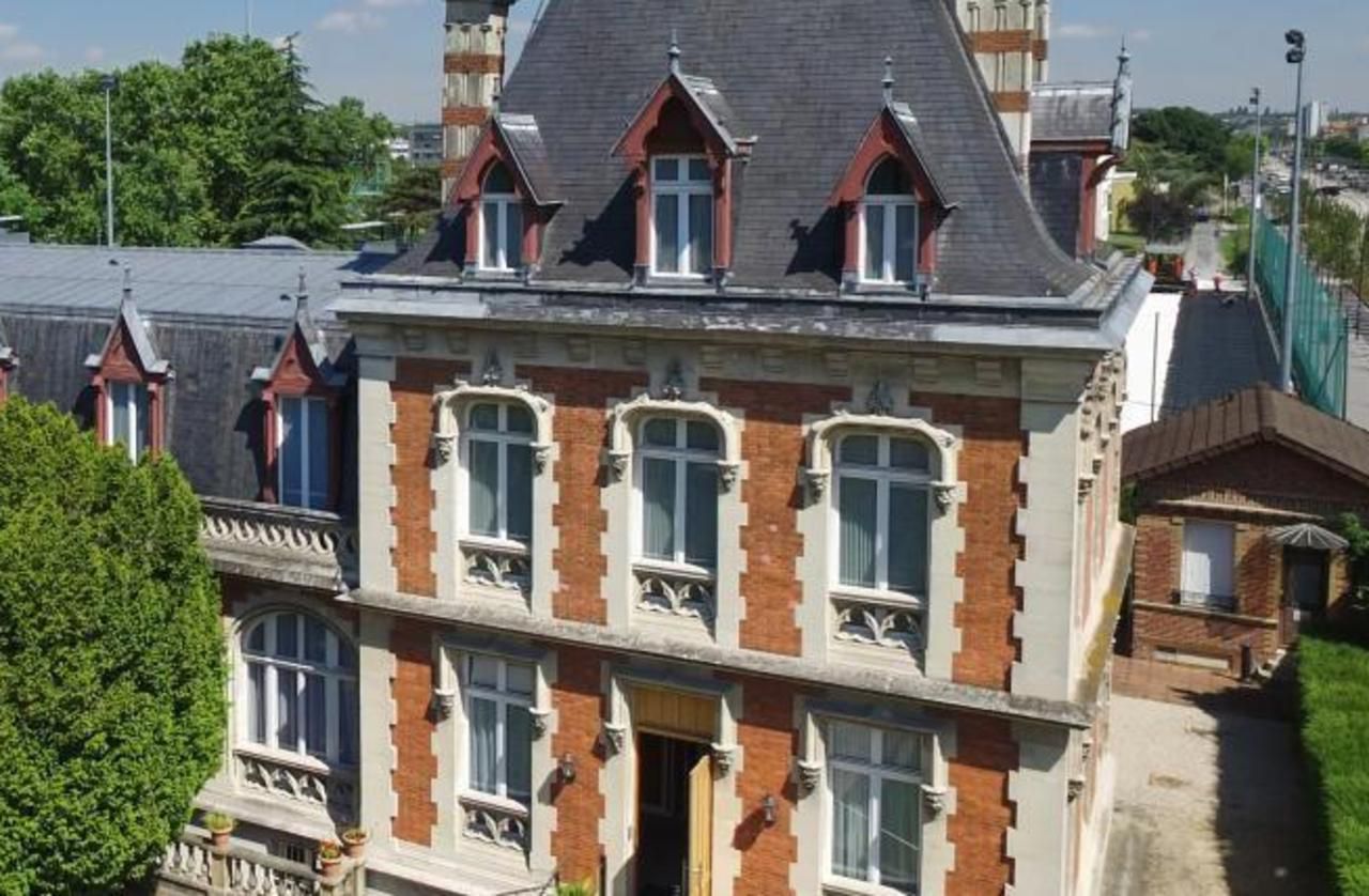 A Saint-Denis, une auberge pour les soignants mobilisés contre le Covid