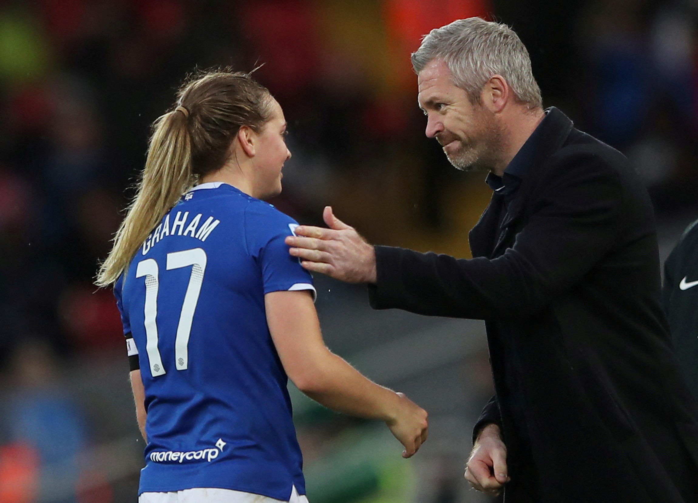 Le club anglais de Leicester a annoncé avoir limogé l’entraîneur de son équipe féminine Willie Kirk en raison d'une relation qu'il aurait entretenu avec une des joueuses de l’effectif.  
  Action Images via Reuters/Molly Darlington/File Photo