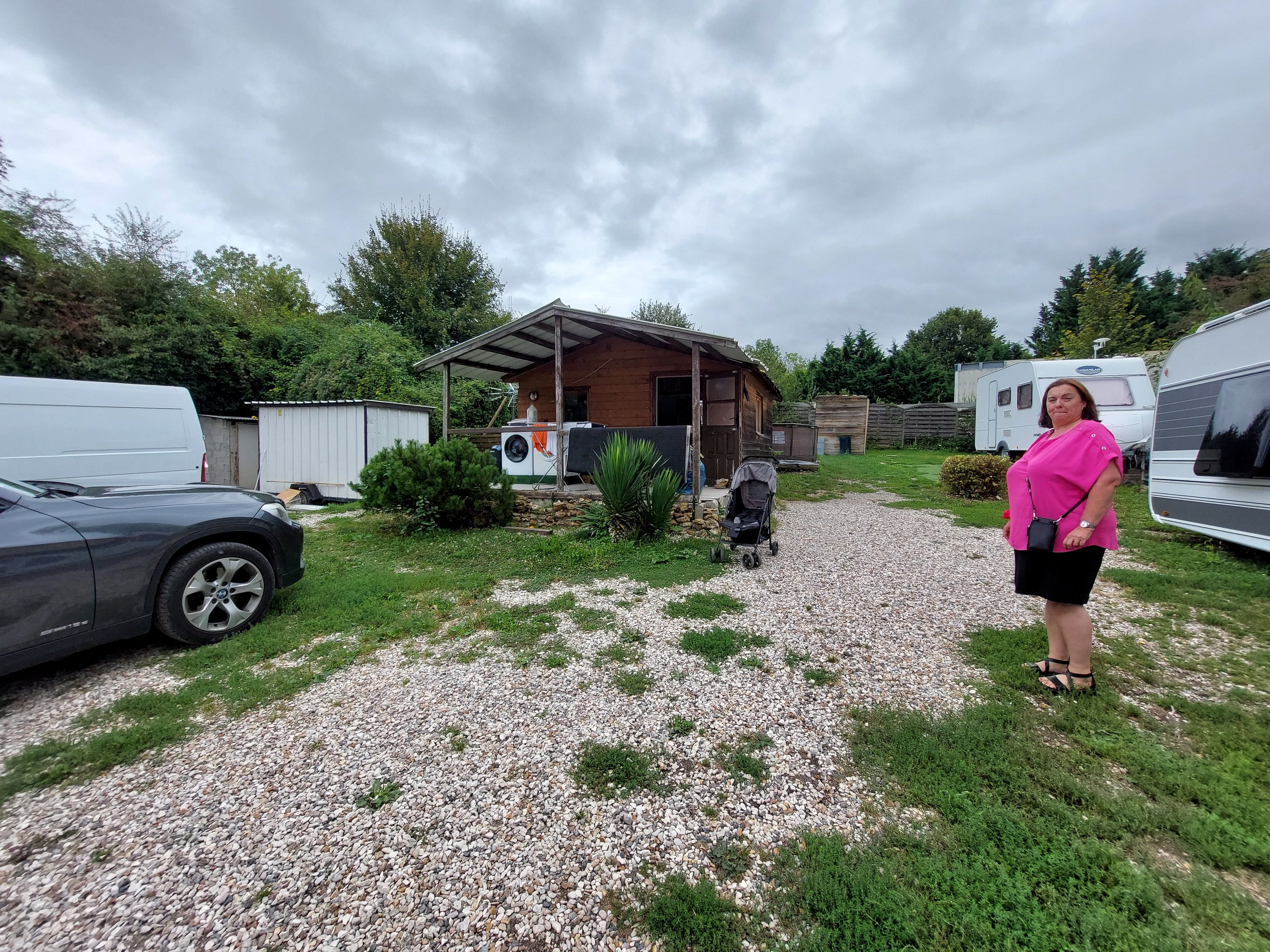 Brie-Comte-Robert, le 3 septembre 2024. Stéphanie est l'une des personnes installées sur une zone naturelle proche du hameau de Villemeneux. LP/Sébastien Blondé