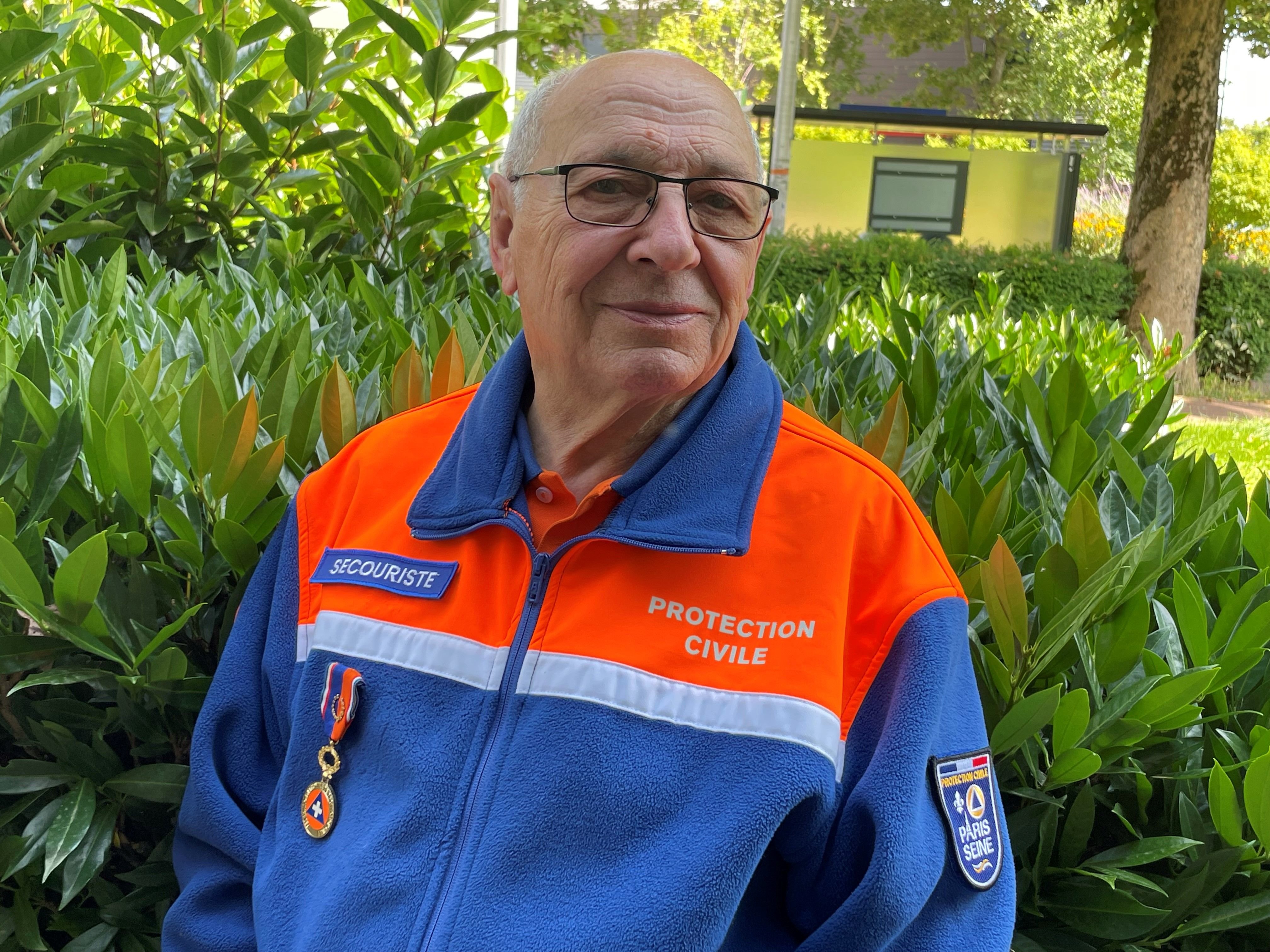 Créteil (Val-de-Marne), le jeudi 18 juillet. Gérard Billière arborera son uniforme pour recevoir la plus haute décoration française à la mairie de Saint-Maur-des-Fossés . LP/Sylvain Deleuze