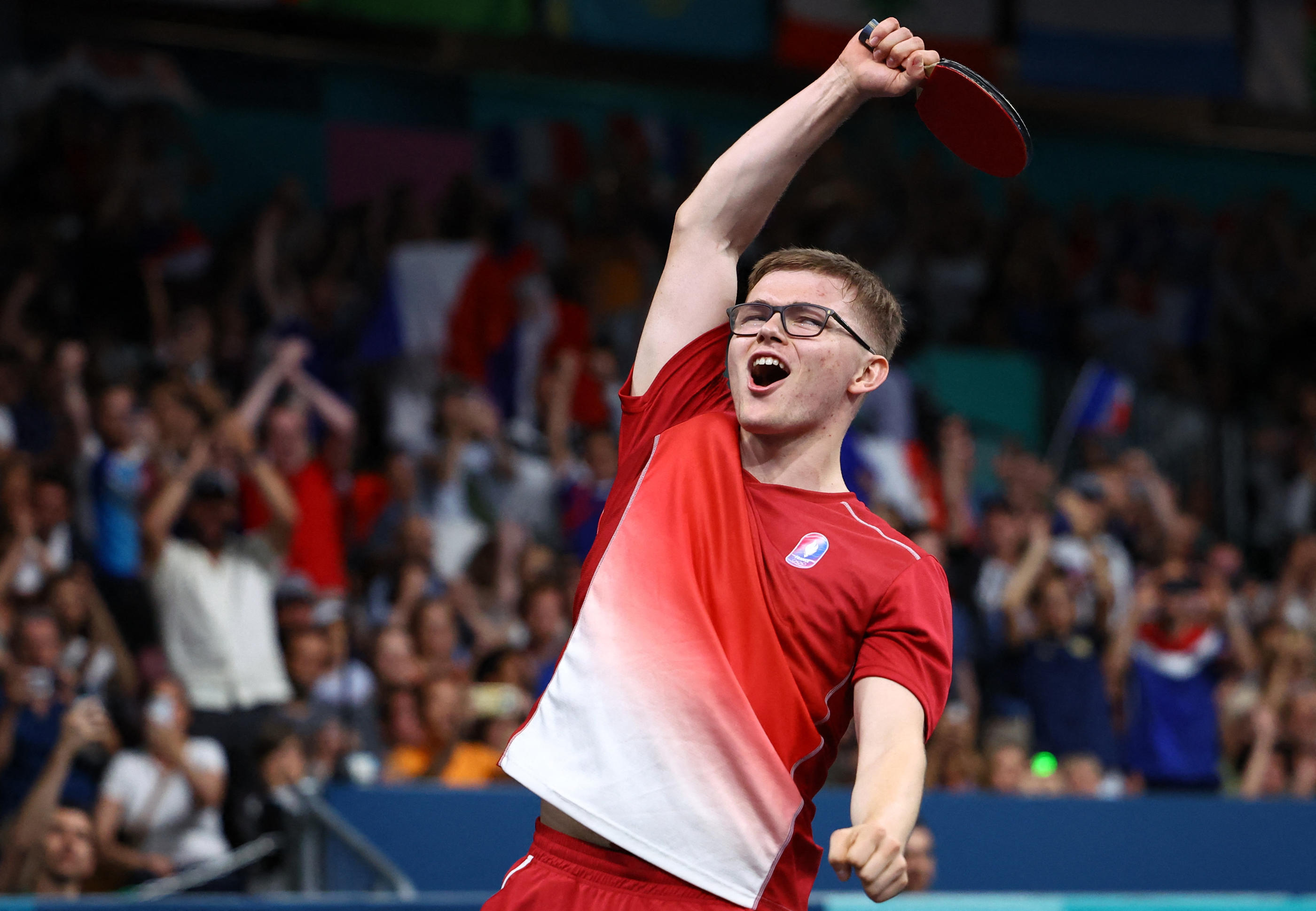 Alexis Lebrun a communié avec l'Arena Paris Sud 4 après sa victoire en 32e de finale, ce dimanche. Reuters/Stéphanie Lecocq