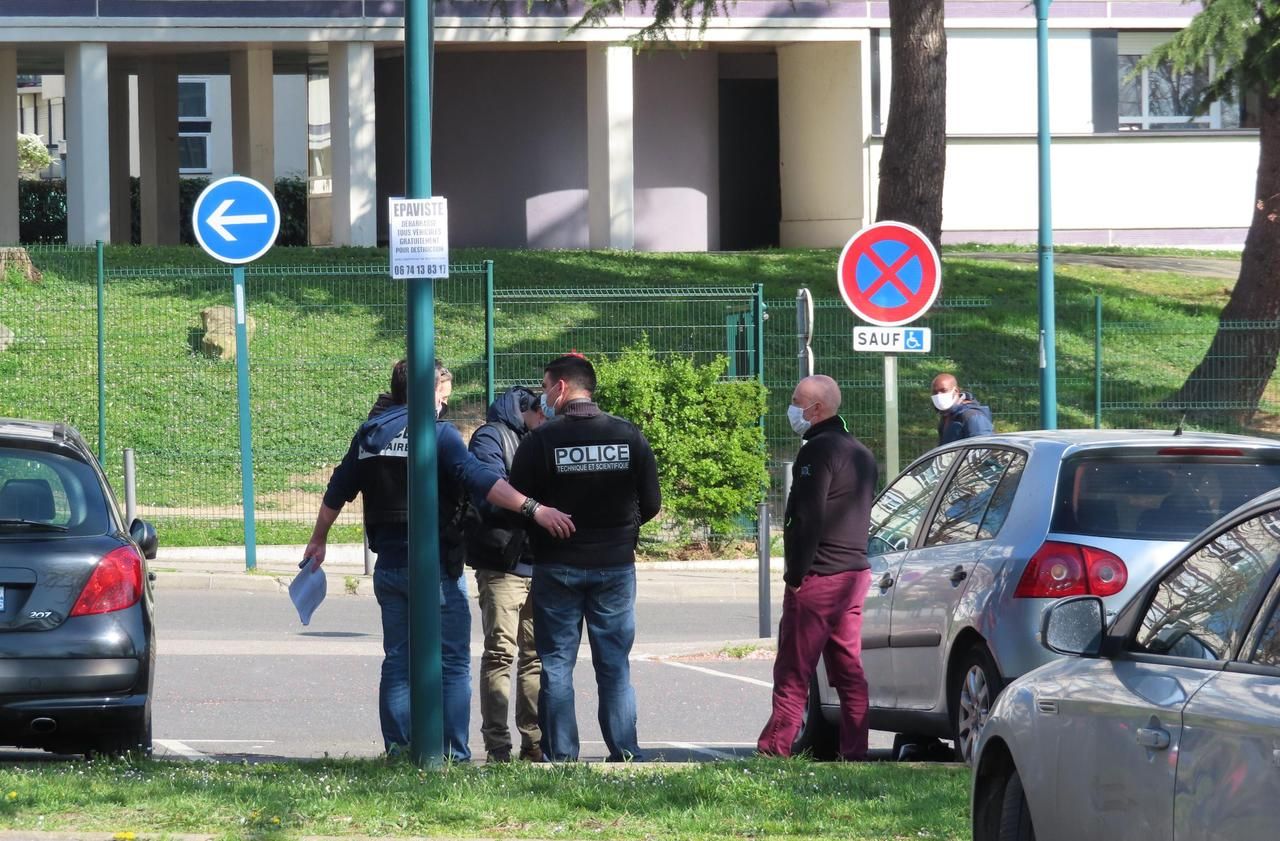 Double homicide à Pontoise : «Un mec est sorti de la camionnette et a tiré dans le tas»