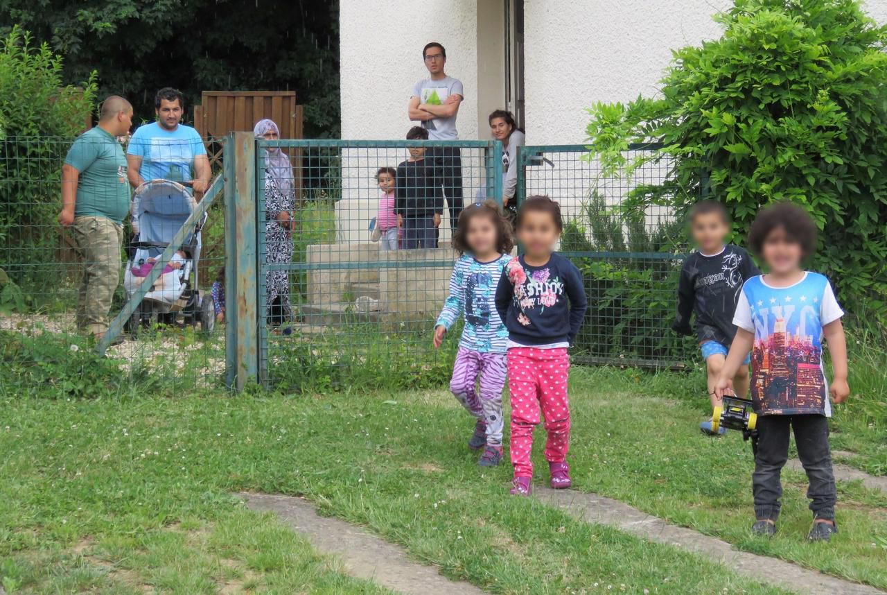 <b></b> Athis-Mons, 2 juin 2017. De nombreux enfants en âge d’être scolarisés vivent à la Cité de l’Air.