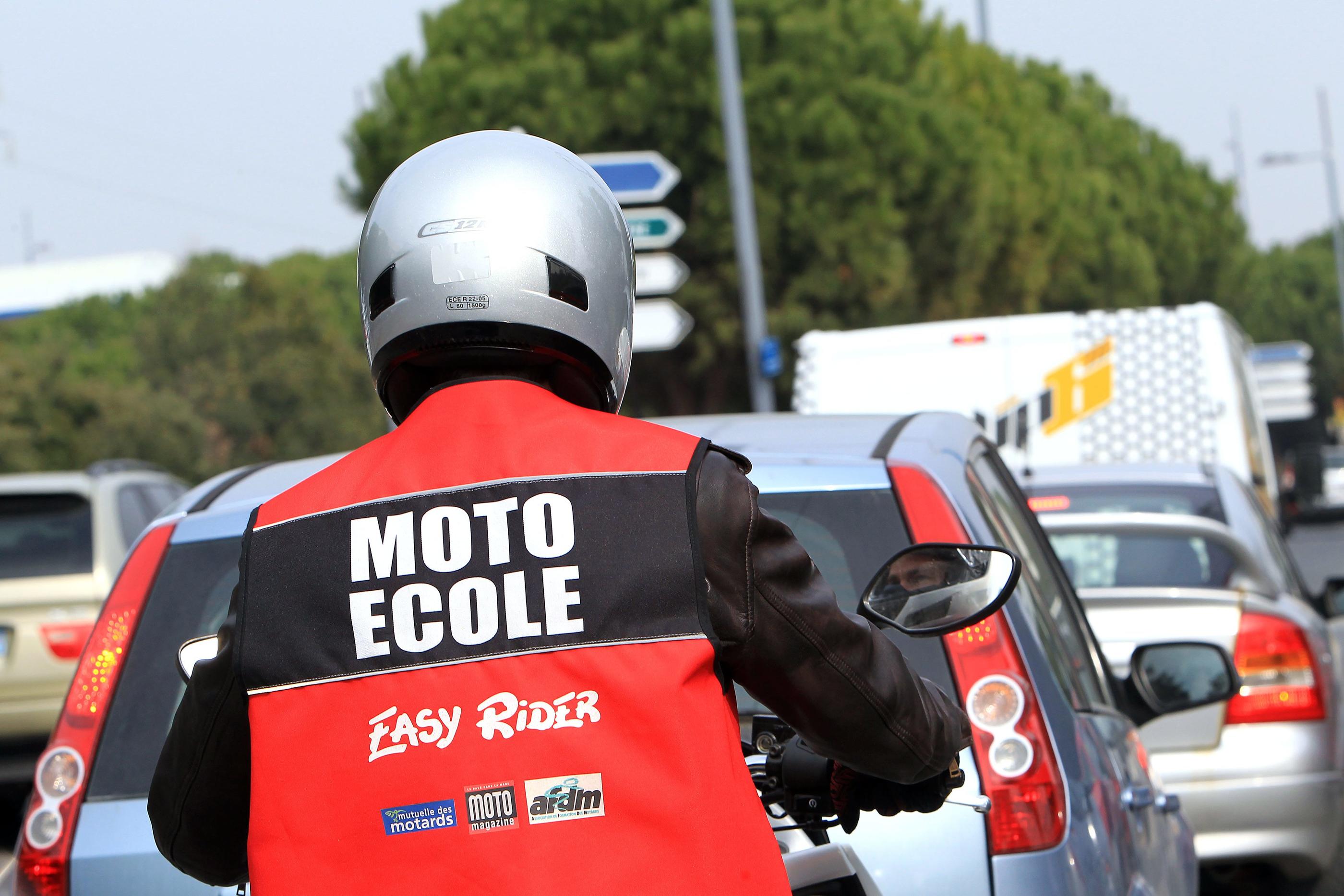«Il y a habituellement 150 000 permis motos par an. Là, on en est à 20 000 demandes par mois depuis janvier», constate un dirigeant d'auto-école. (Illustration) IP3/MaxPPP/Guillaume Bonnefont