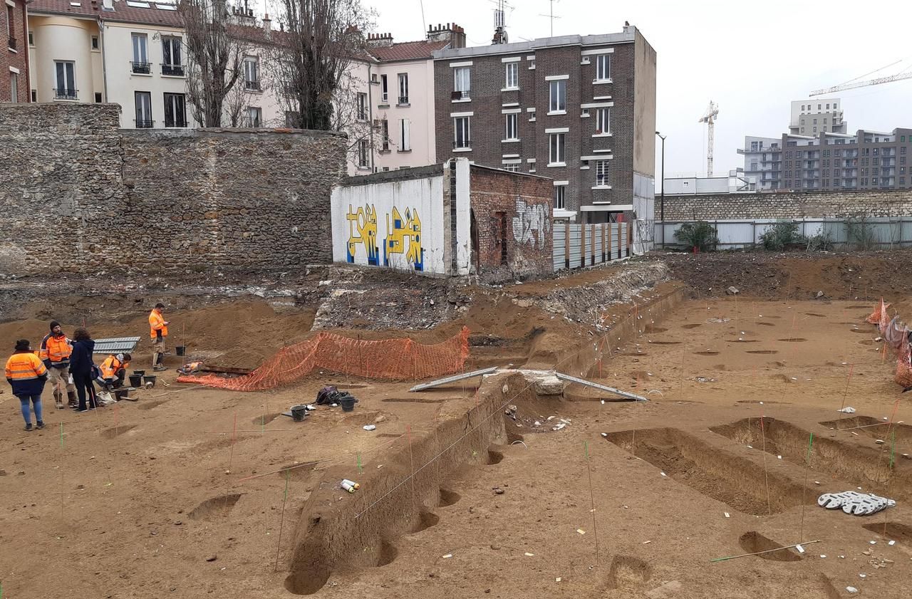 <b></b> Ivry, le 16 mars. Les traces de plusieurs maisons de l'âge de Bronze ont été découvertes dans le quartier Confluences au cours d'un chantier piloté par l'Inrap.