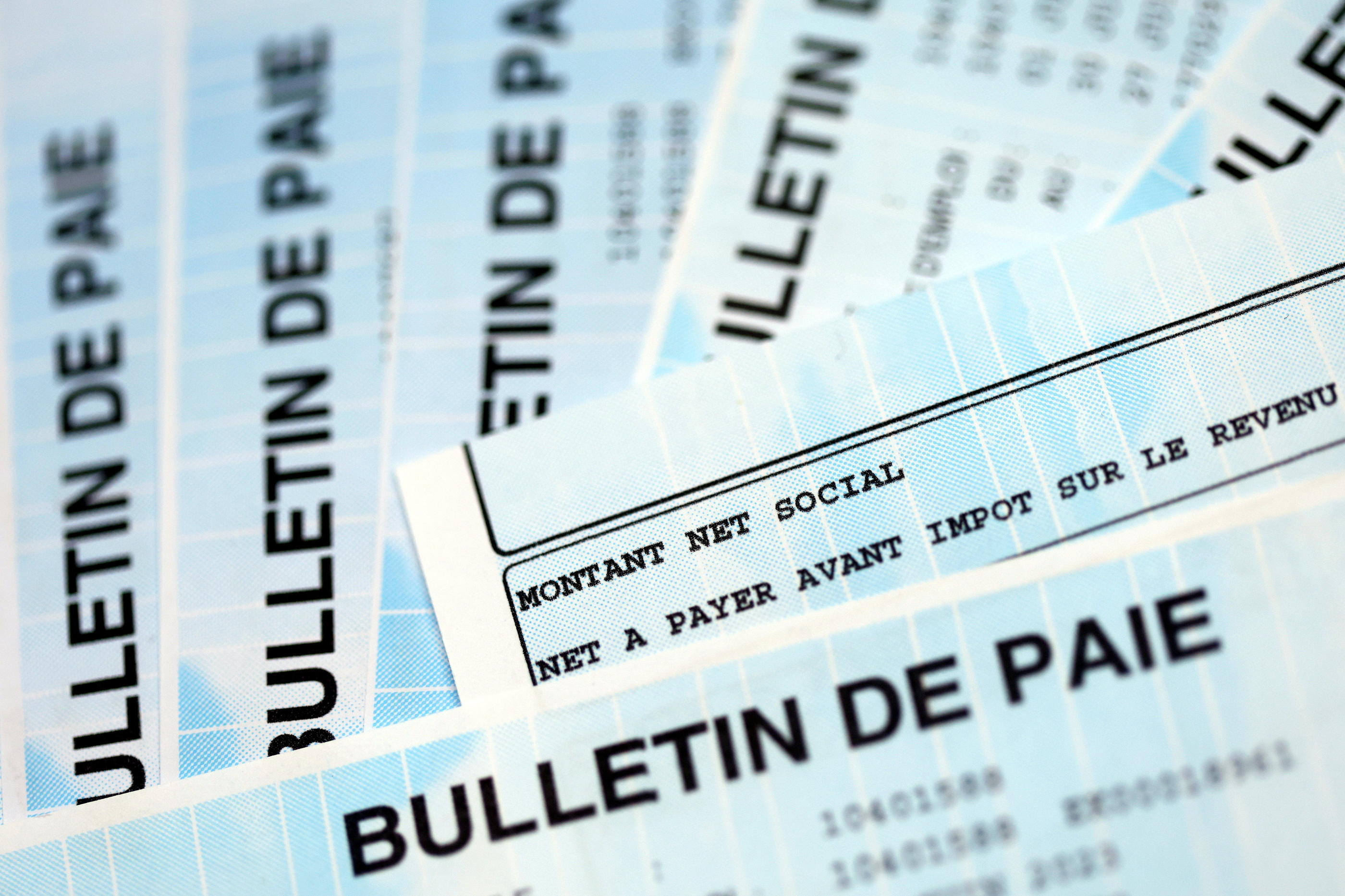 La Banque de France invite les employeurs à anticiper les versements des salaires du mois de mars, car les virements bancaires seront suspendus durant quatre jours à partir de jeudi soir pour le week-end de Pâques. LP /Arnaud Journois.
