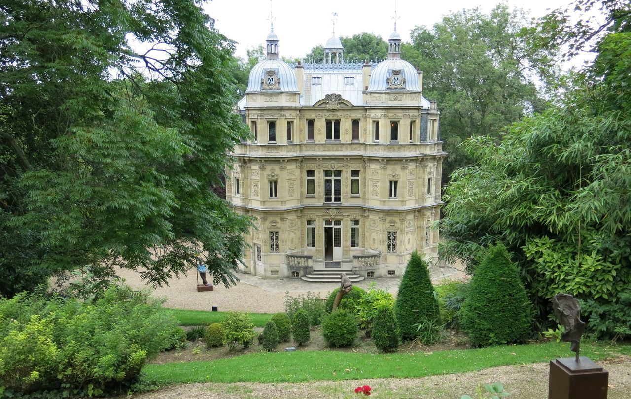 <b></b> Le Port-Marly. Le château de Monte-Cristo, ancienne demeure du romancier Alexandre Dumas.