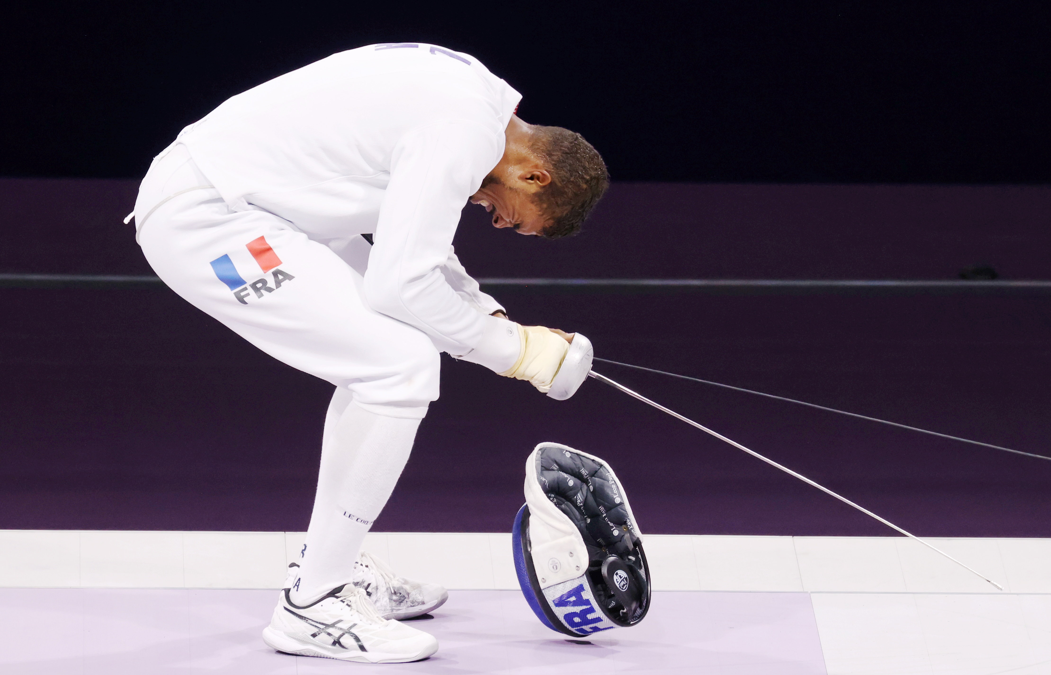 Yannick Borel s'est écroulé sur l'ultime relai, encaissant un 12-6 fatal aux Bleus pour le bronze. LP/Jean-Baptiste Quentin