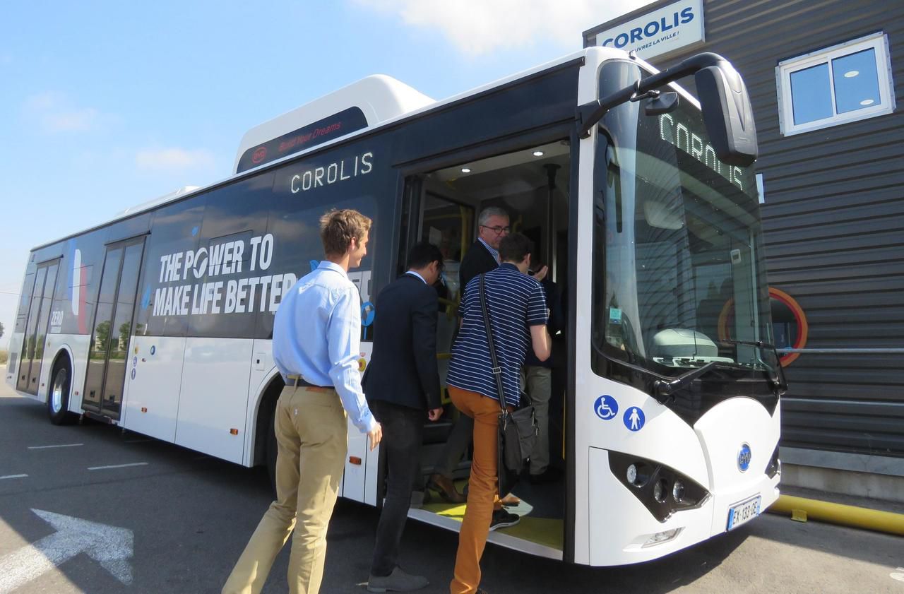 <b></b> Beauvais, ce jeudi. La ville va tester à partir de lundi un bus électrique BYD avant l’acquisition, en octobre, de deux bus sortis de l’usine d’Allonne.