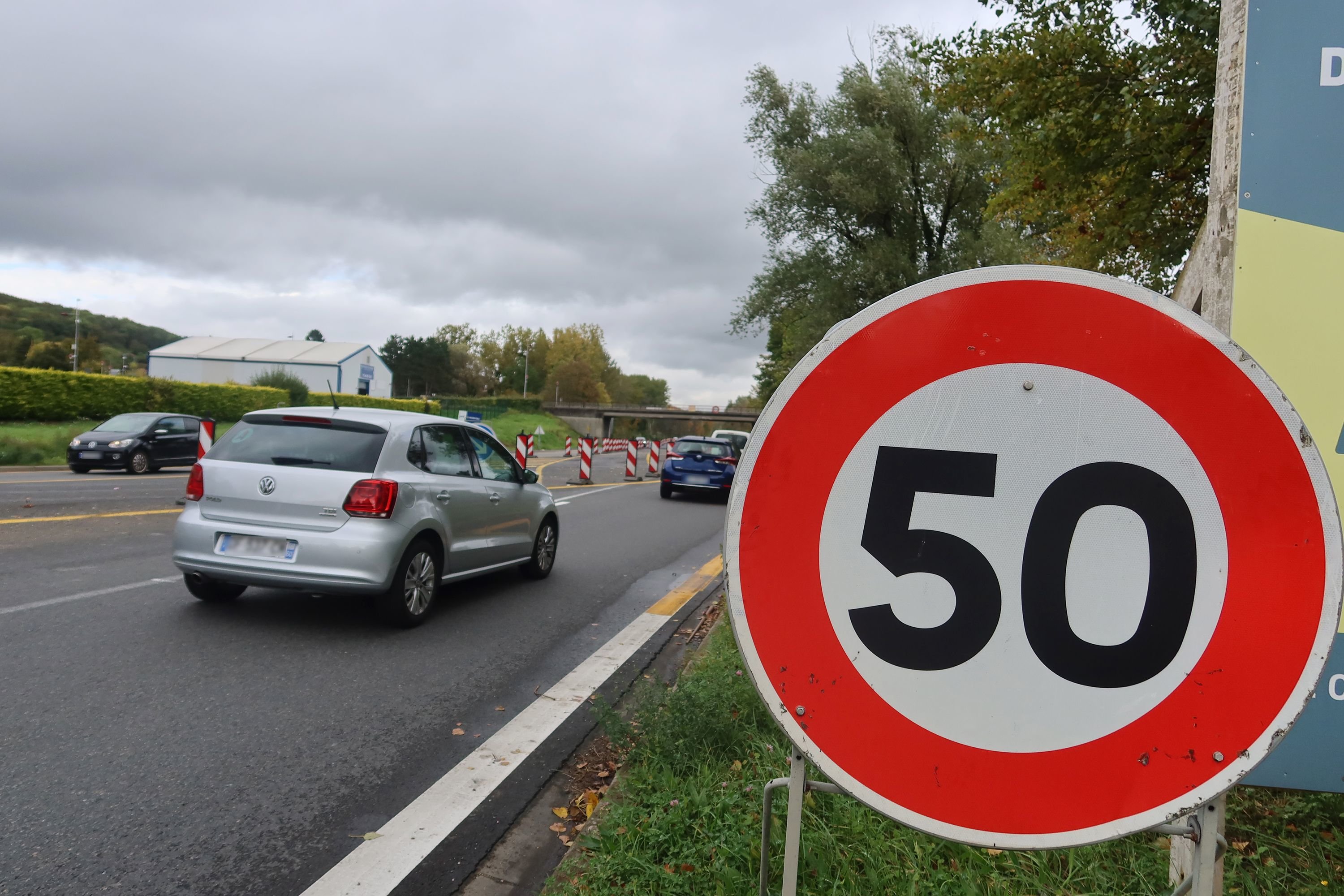 Villers-Saint-Paul, ce vendredi. La première phase des travaux de le D200 sur la portion entre Rieux et Villers-Saint-Paul s'achèvera mi-novembre avant de reprendre, au mieux, fin 2025.
