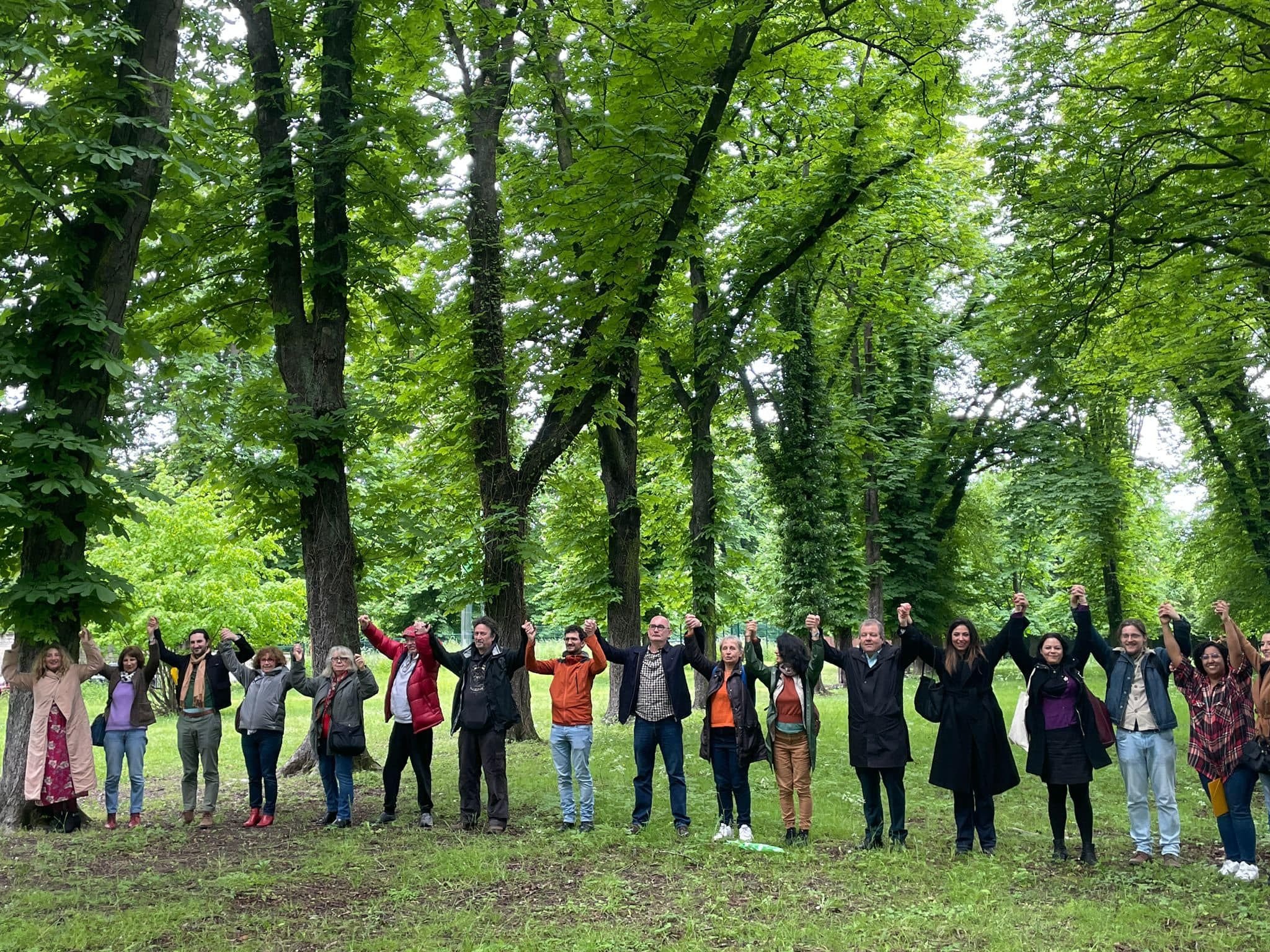 Saint-Maurice (Val-de-Marne), le 12 mai. A l'initiative de la CGT, une réunion a été organisée au sujet de l'avenir de l'hôpital et notamment de son espace boisé classé sur lequel un bâtiment neuf doit être construit. DR