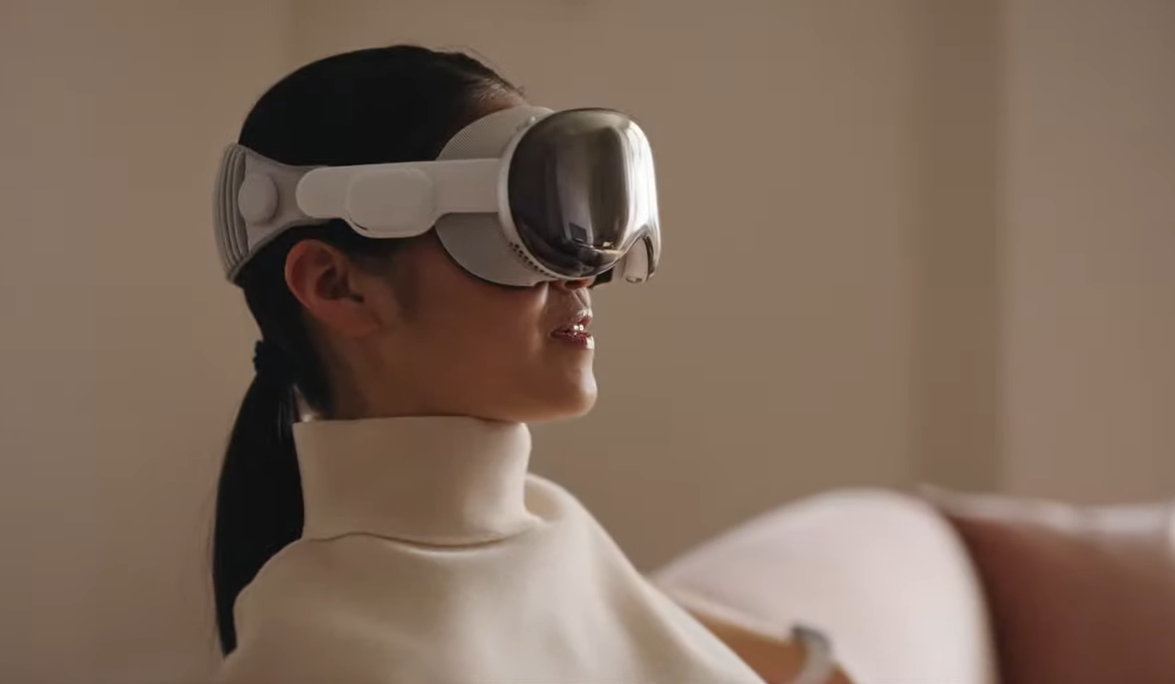 Apple a présenté son nouveau casque de réalité virtuelle, Vision Pro. 