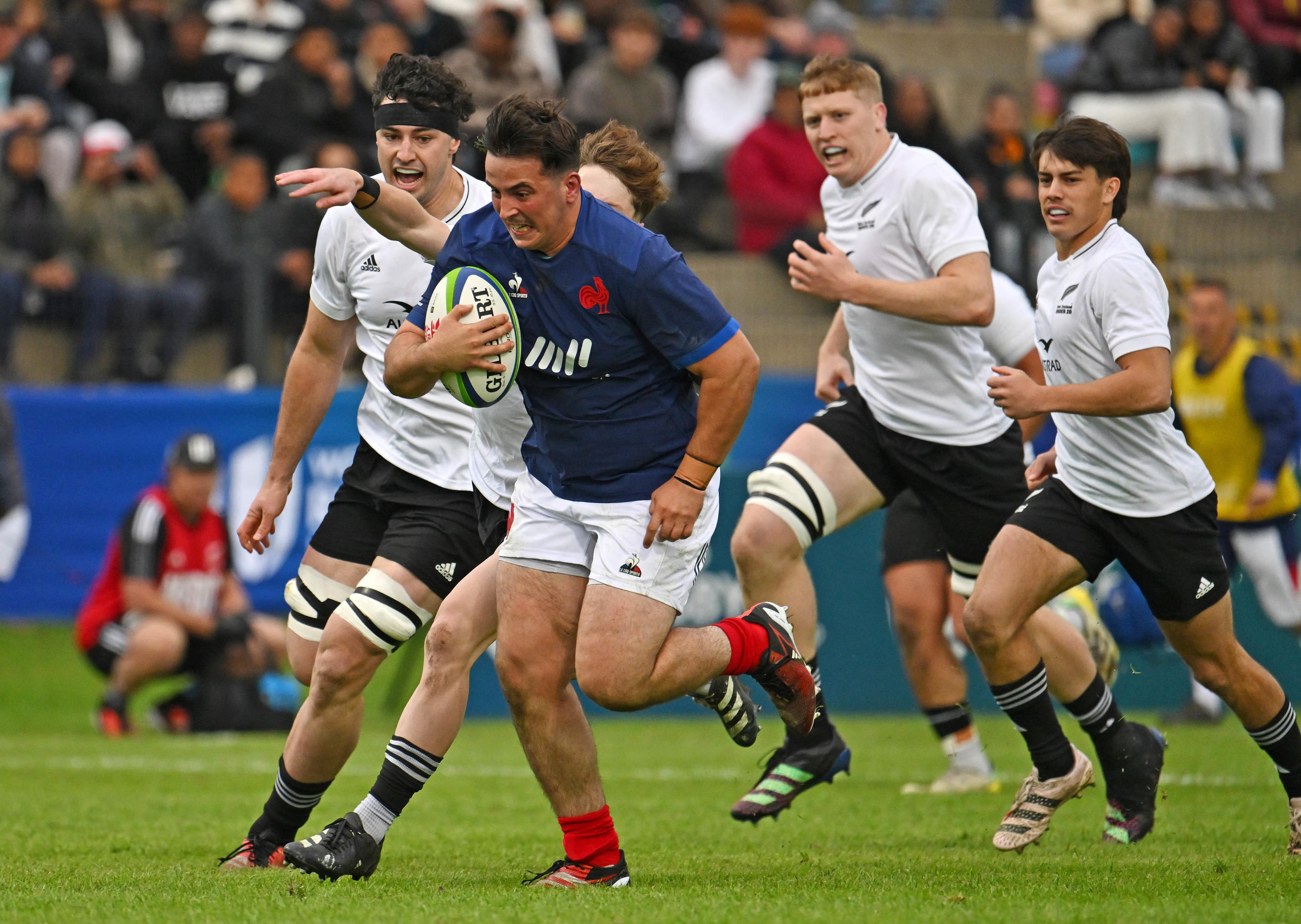 Le reve d une vie 48 heures en immersion avec le Chili petit nouveau de la Coupe du monde de rugby Le Parisien