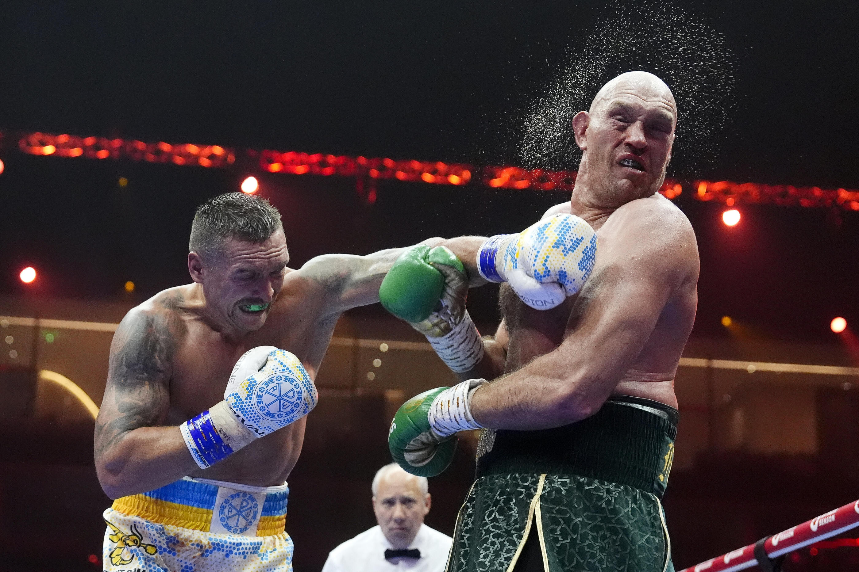 Tyson Fury et Oleksandr Usyk s'affrontaient à Riad, en Arabie saoudite, pour le plus important combat de poids lourds du 21e siècle. Nick Potts/Icon Sport