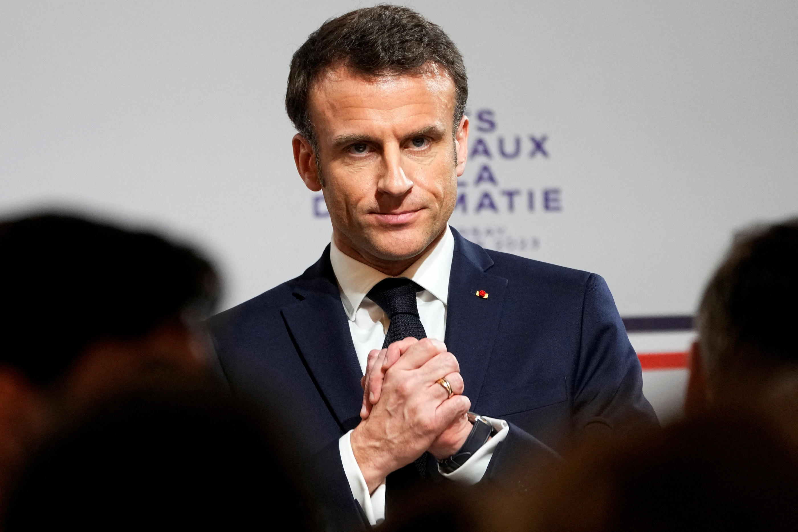 Emmanuel Macron doit prononcer une allocution lundi soir, après la promulgation de la réforme des retraites. Reuters/Michel Euler