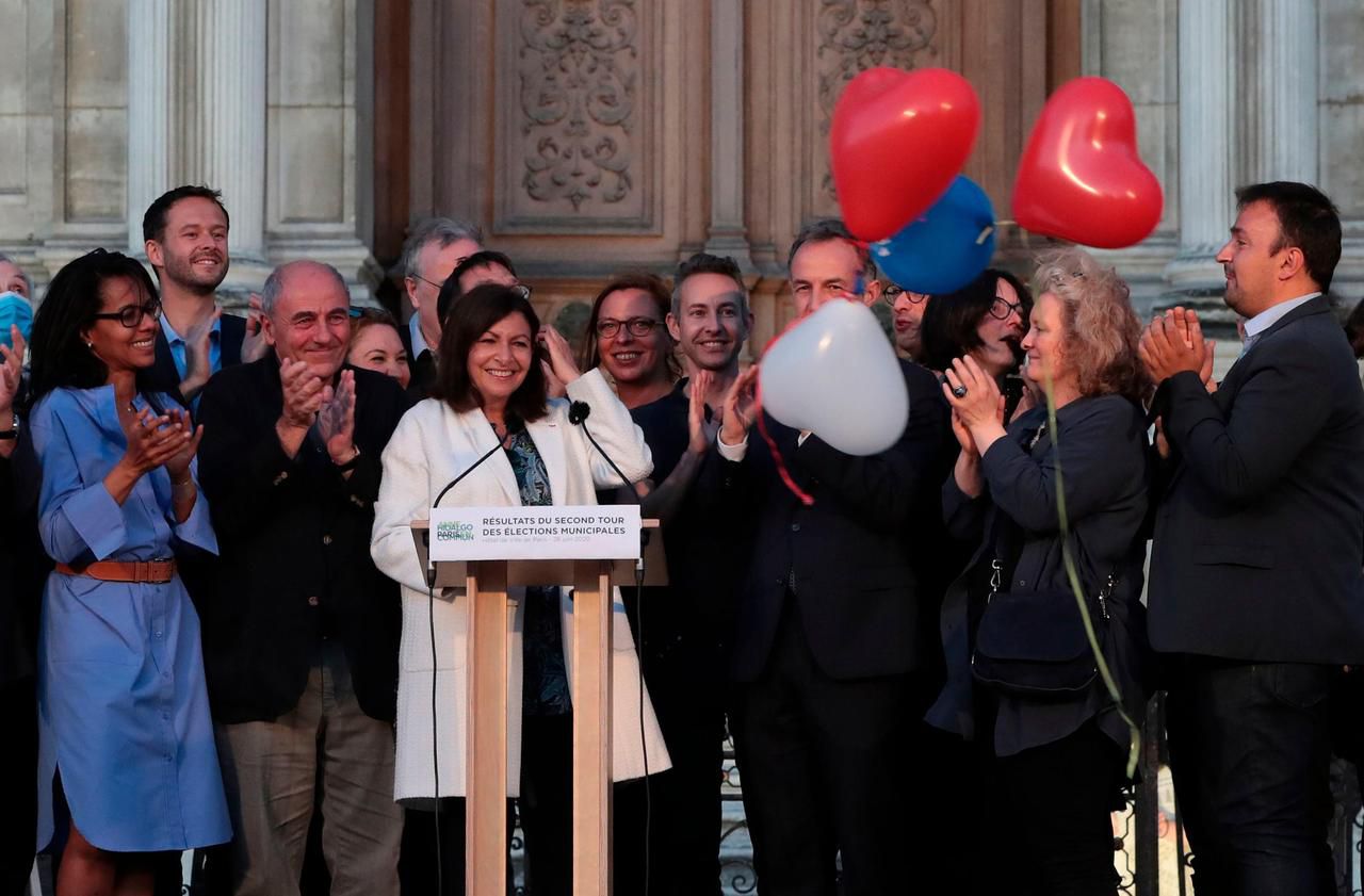 <b></b> La maire sortante (PS) de Paris Anne Hidalgo réélue à Paris, l’une des victoires du PS dimanche soir. 