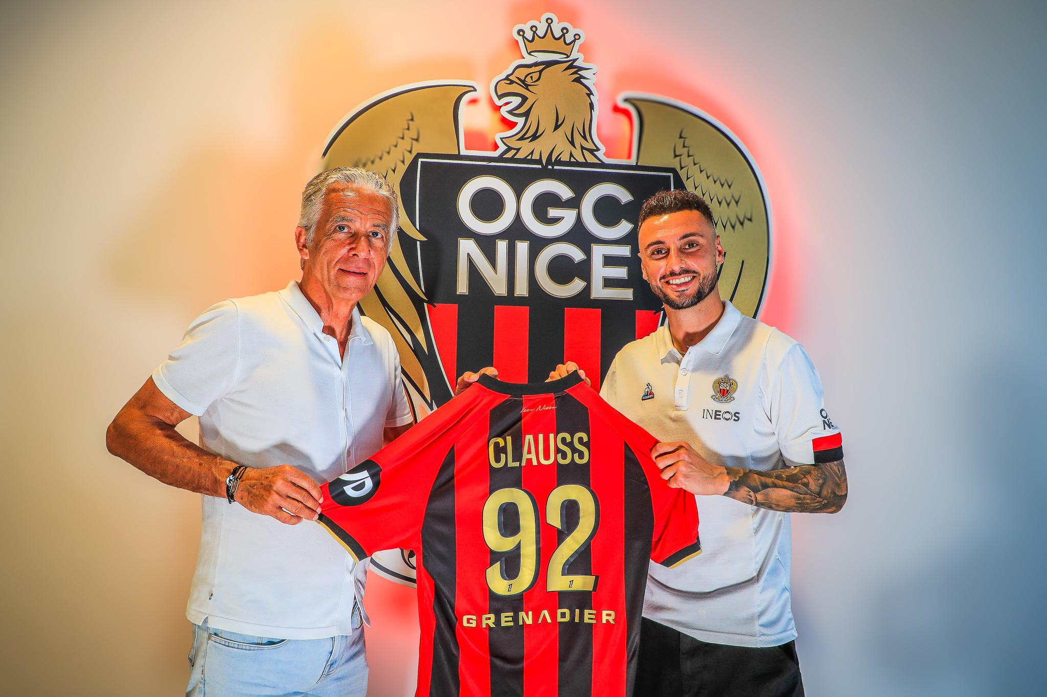 Ligue 1 : l'OGC Nice officialise l'arrivée de l'international français Jonathan  Clauss en provenance de l'OM - Le Parisien