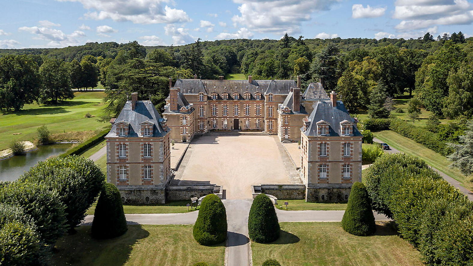 Tremblay-sur-Mauldre (Yvelines). Le Team olympique de cyclisme logera durant les JO de Paris 2024 au domaine du Tremblay, un château du XVIIe siècle transformé en centre de séminaires. DR