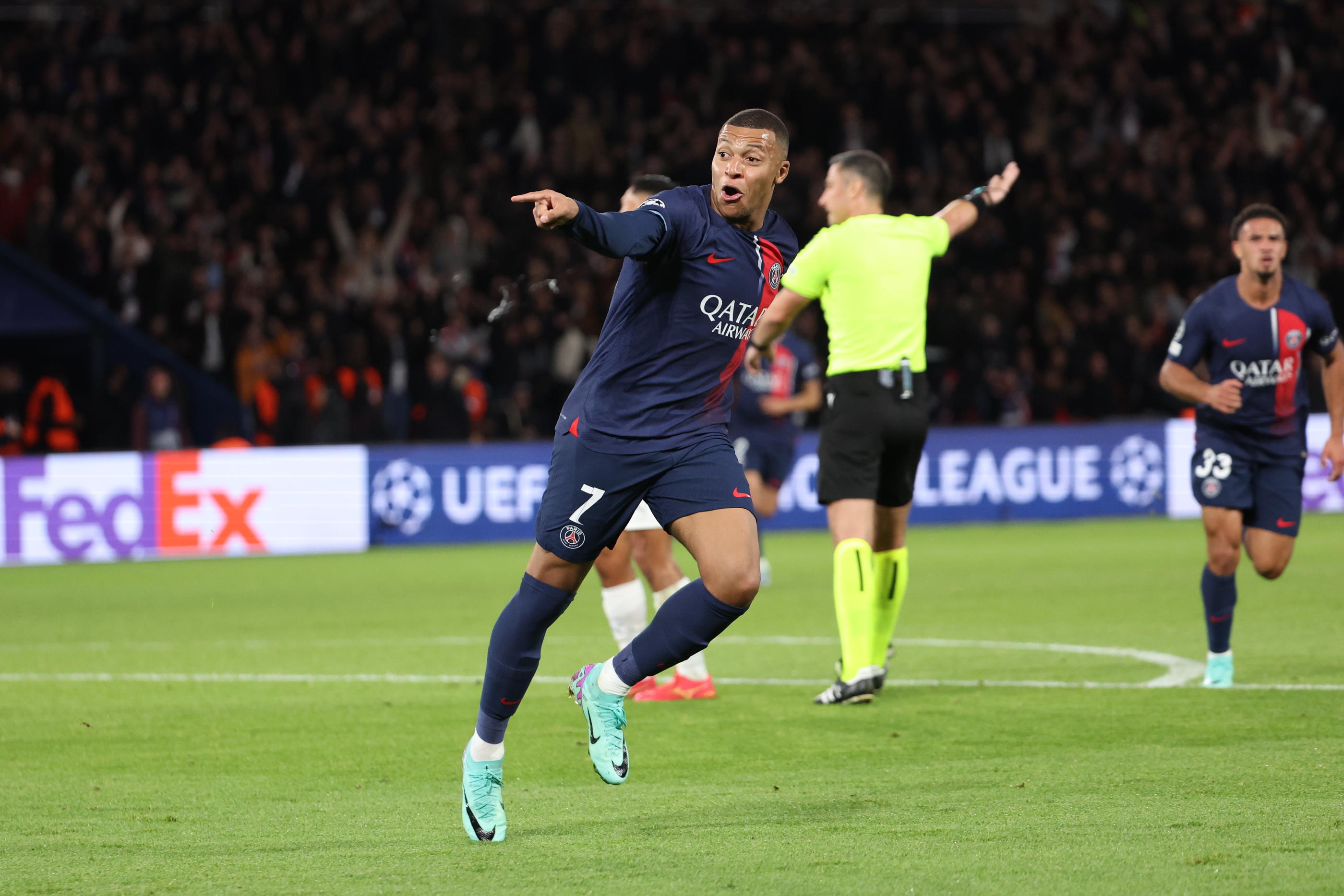 Kylian Mbappé peut jubiler : l'attaquant parisien a montré la voie au PSG contre l'AC Milan, ce mercredi au Parc des Princes. LP/Arnaud Journois