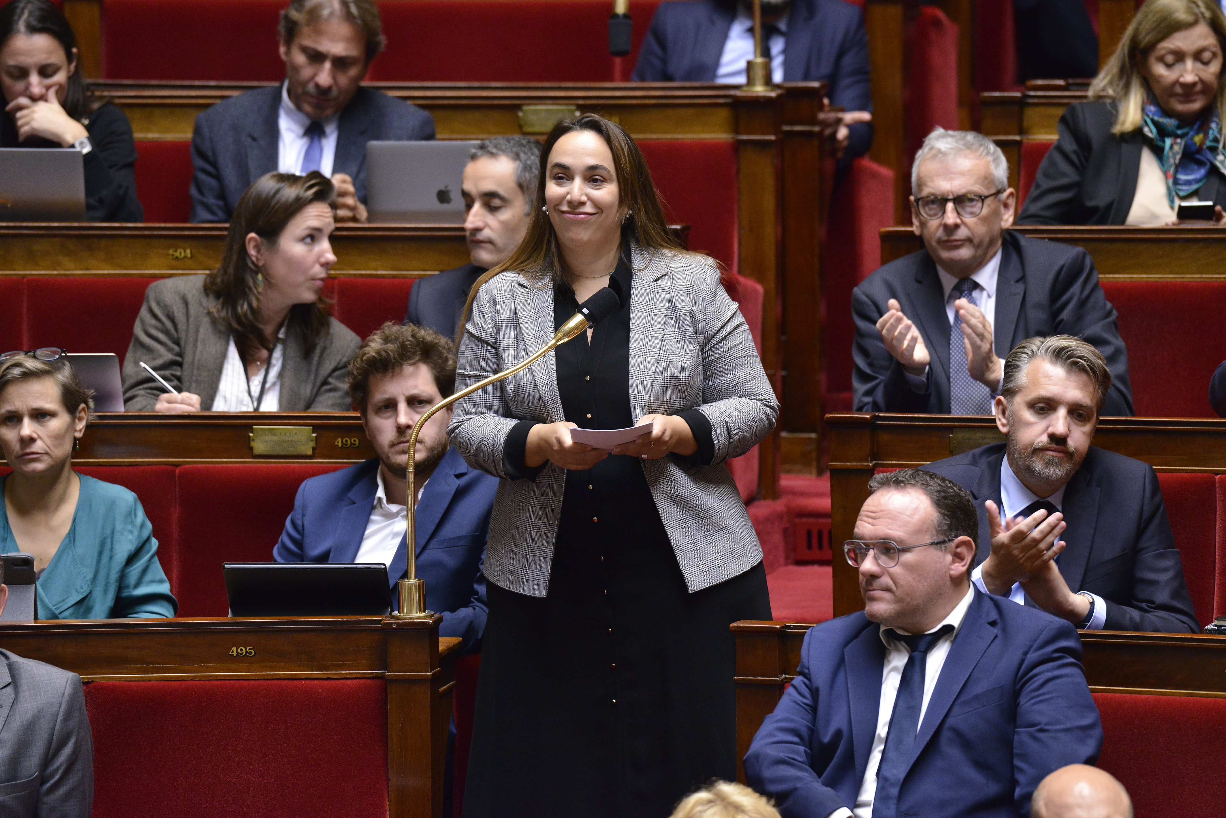 Sabrina Sebaihi, députée EELV de la 4e circonscription des Hauts-de-Seine, est rapporteure de la commission d'enquête parlementaire sur les défaillances dans les fédérations sportives françaises, notamment en matière de violences sexuelles. Assemblée nationale