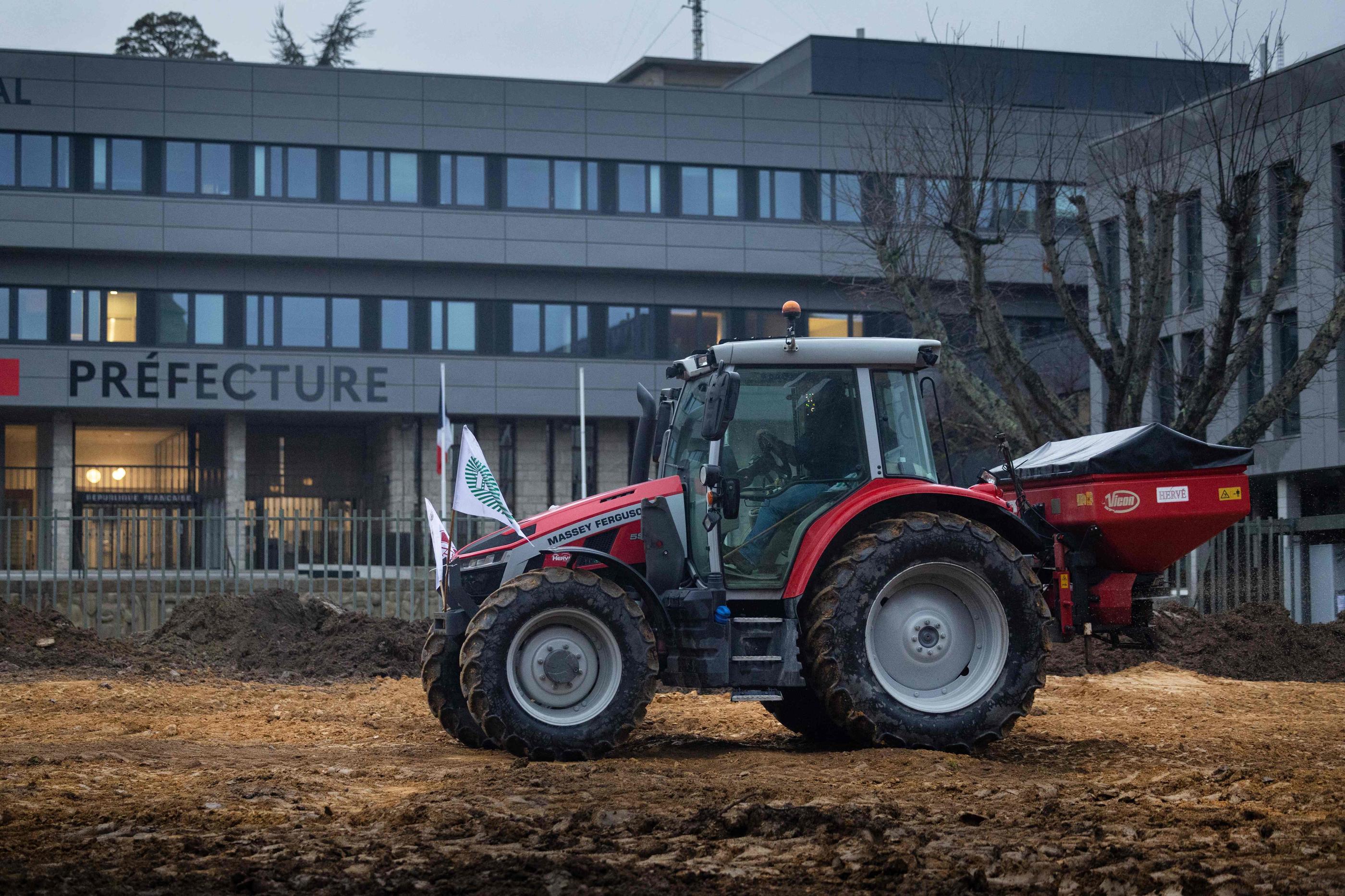 Mercosur : la France demande à l'UE le report des « échéances » prévues  cette semaine, en pleine crise des agriculteurs - Le Parisien
