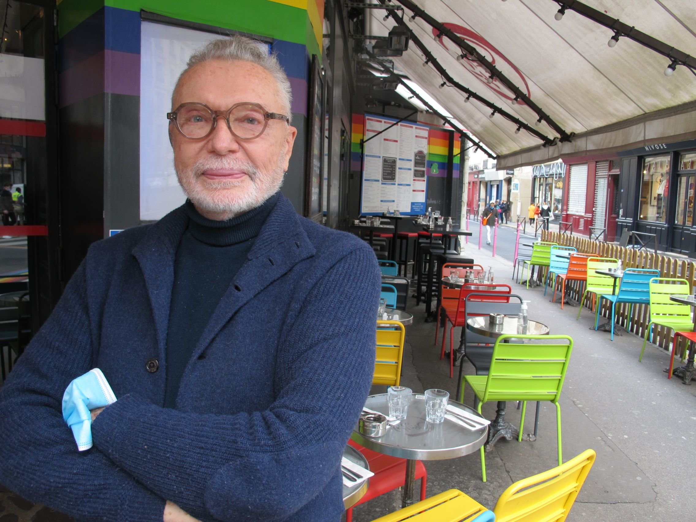 Bernard Bousset a ouvert l’Open café en 1995, à l’angle des rues Sainte-Croix de la Bretonnerie et des Archives, à Paris (IVe). «Je ne me reconnais plus dans ce quartier en pleine mutation», plaide-t-il. LP/Ph. B.