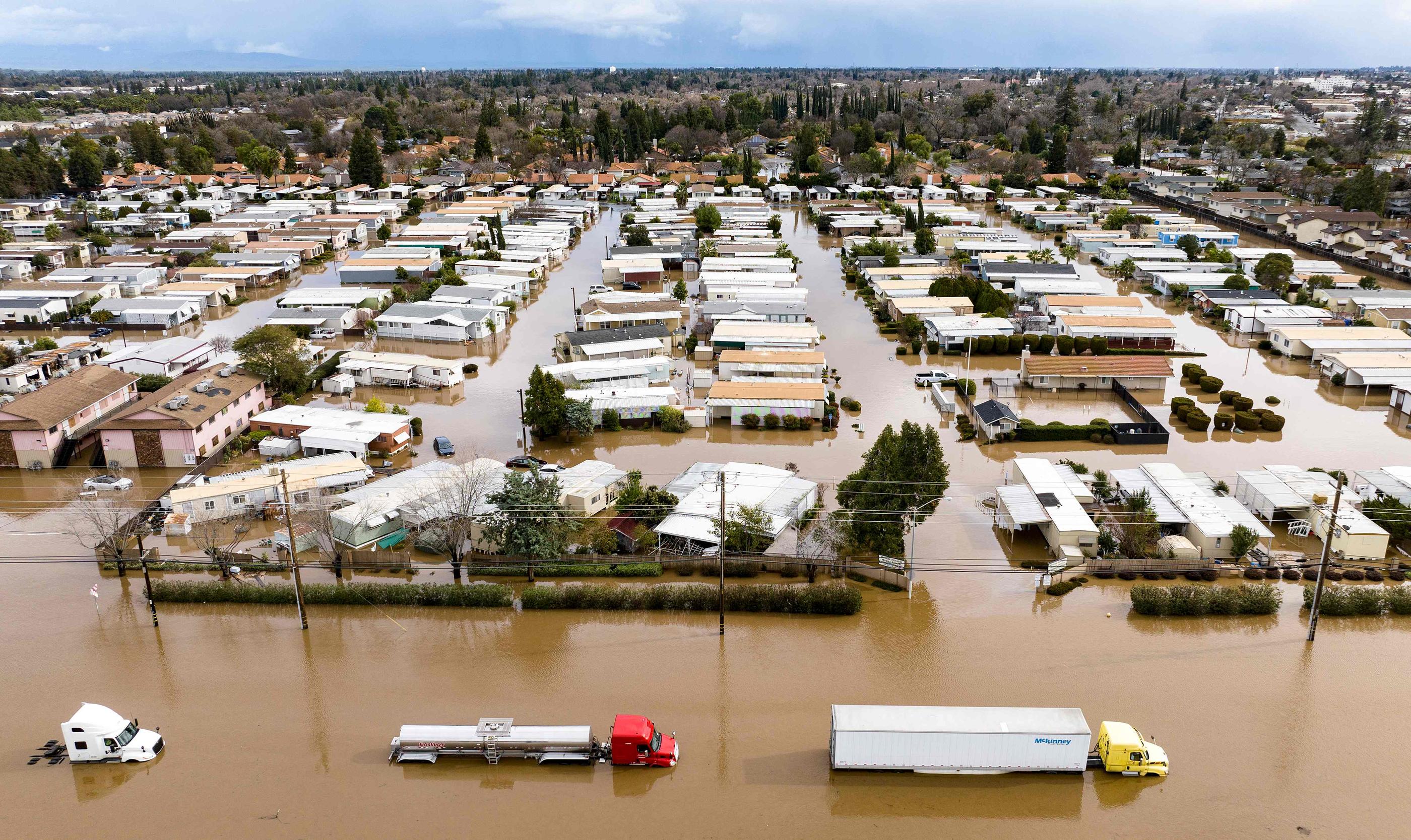 Vue aérienne d'un quartier inondé à Merced, en Californie, le 10 janvier 2023. AFP/JOSH EDELSON