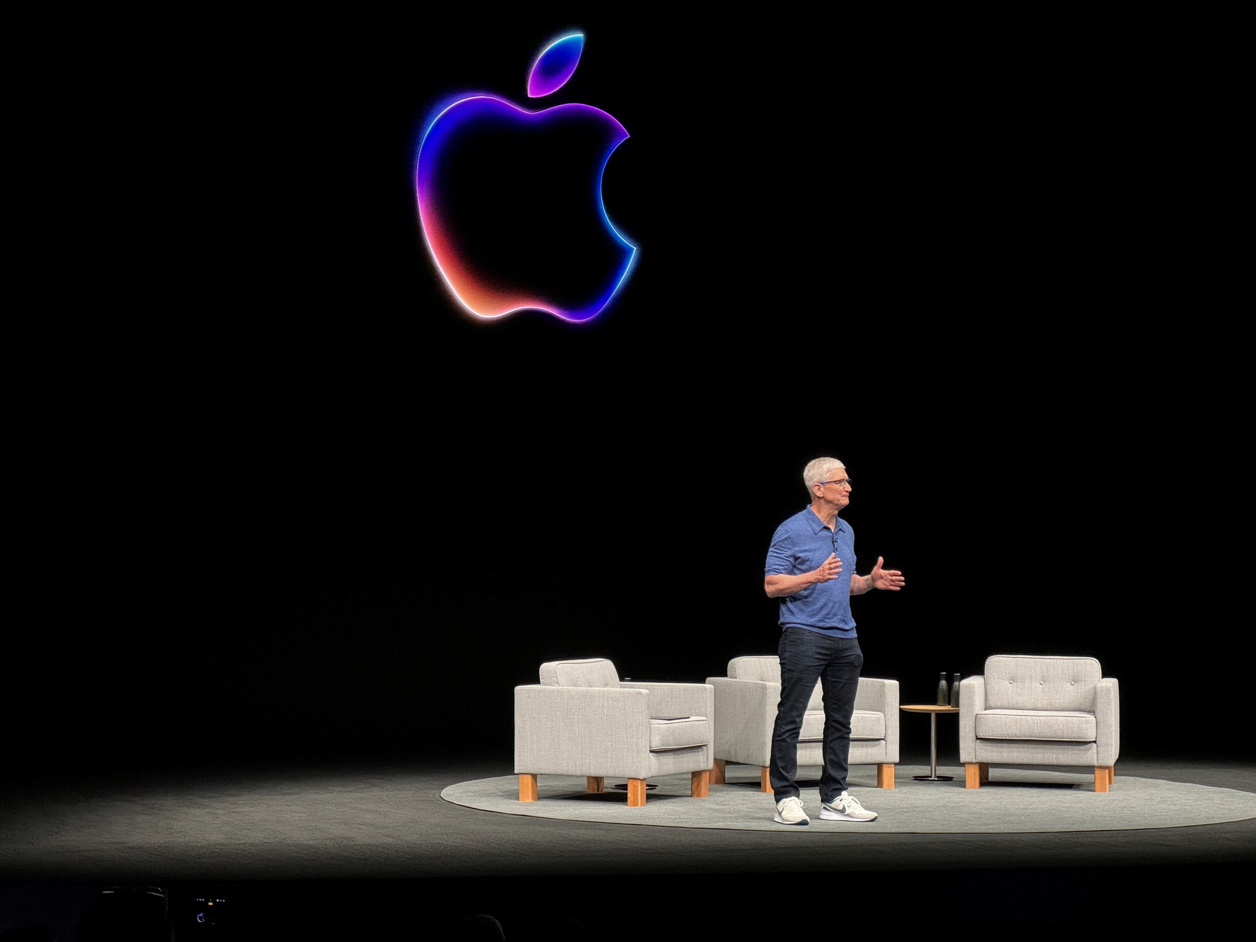 Tim Cook dévoilera les nouveaux modèles d'iPhone de la marque à la pomme croquée lundi 9 septembre. LP/Damien Licata Caruso