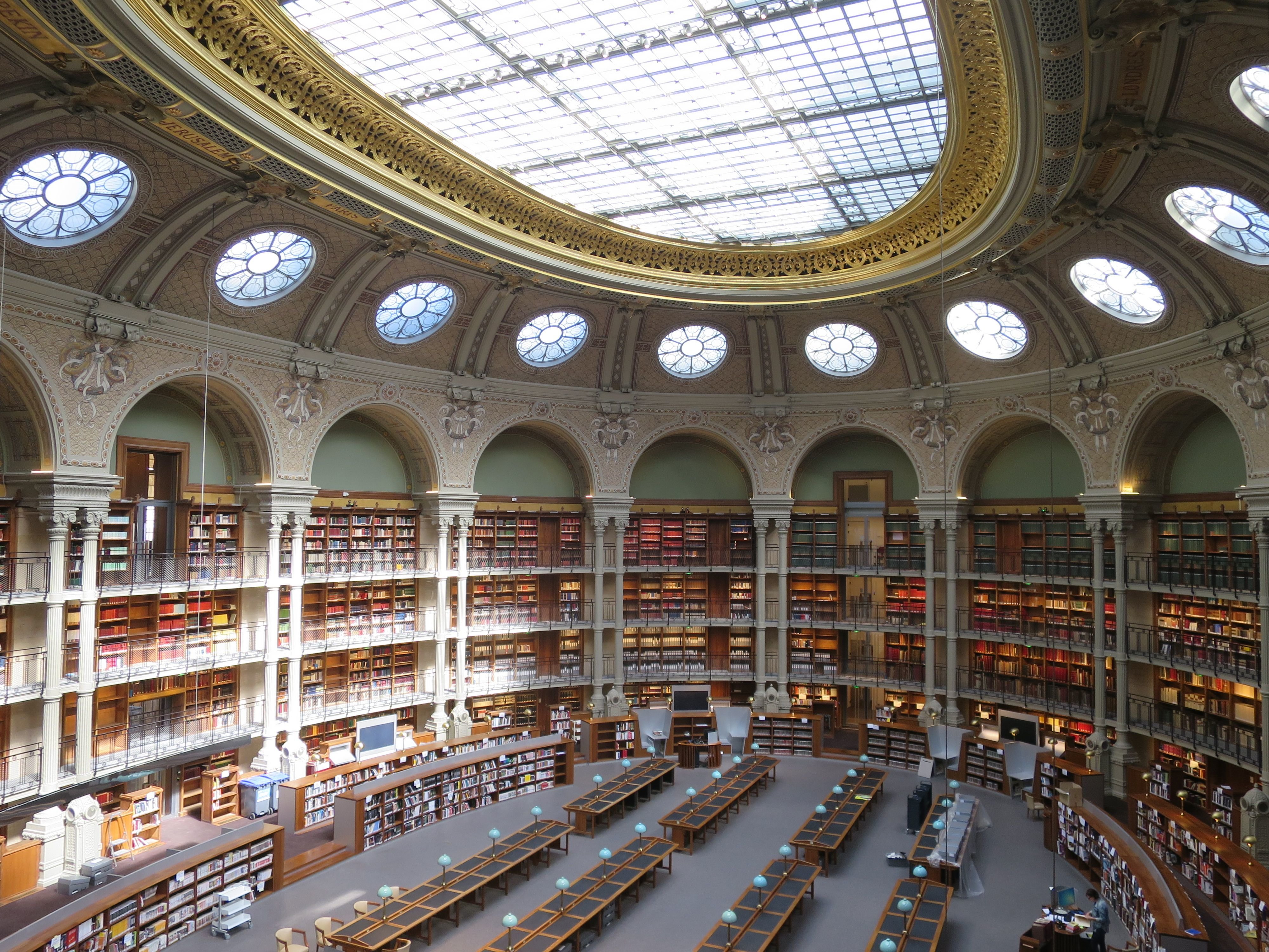 Paris : la Bibliothèque nationale achève son déménagement du