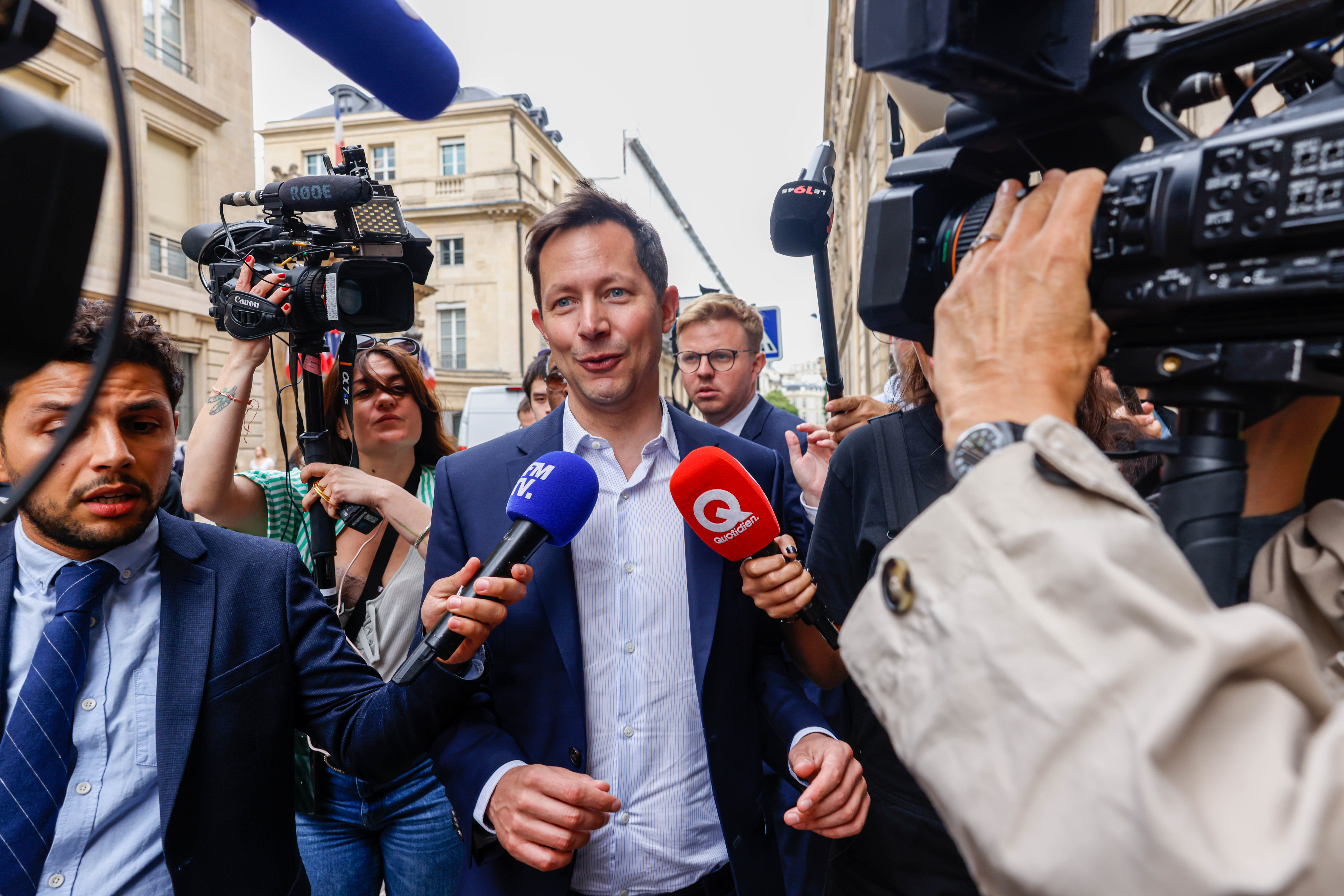 François-Xavier Bellamy a annoncé, ce jeudi, porter plainte contre Rima Hassan. LP/Olivier Corsan