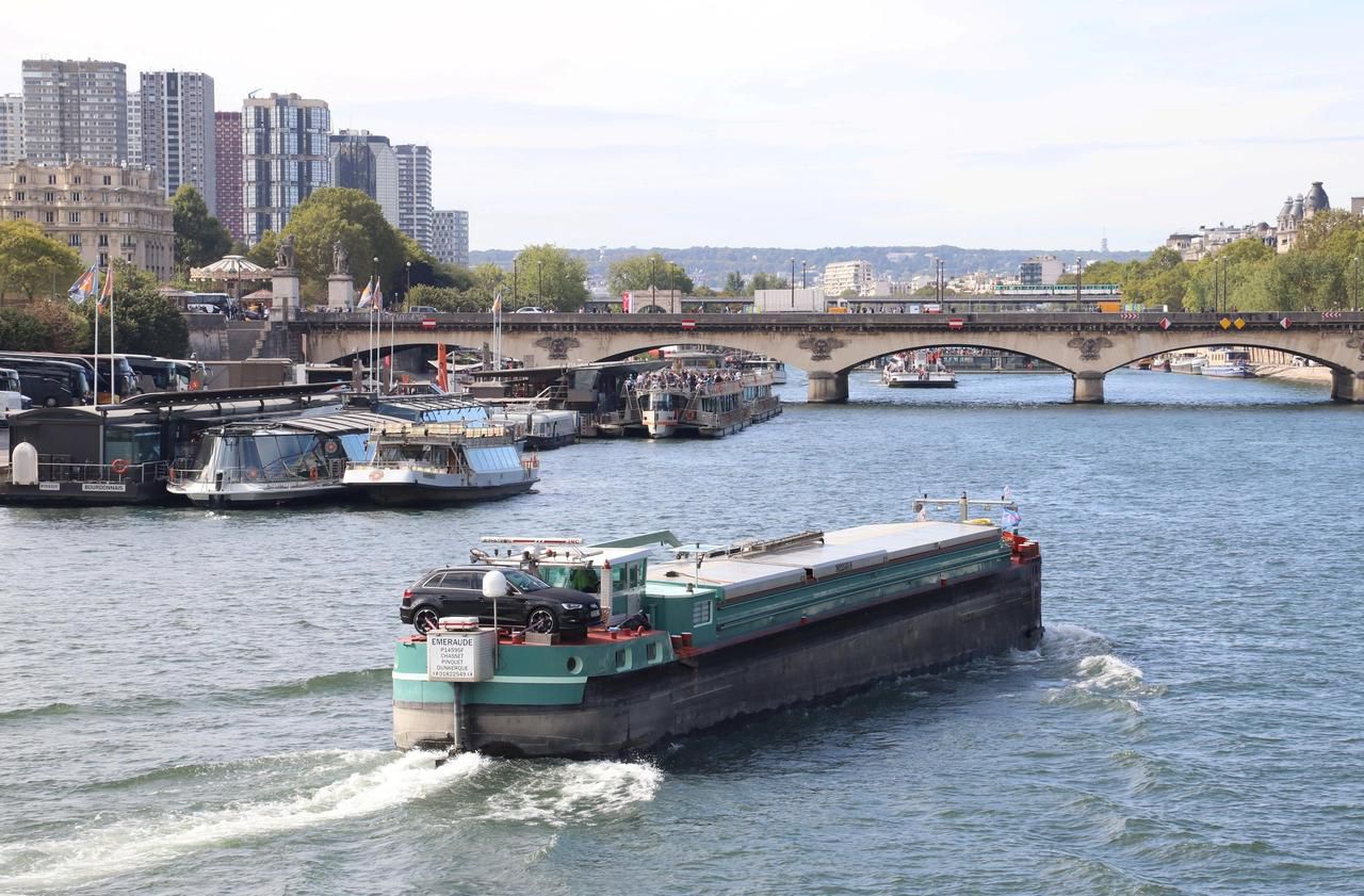 <b></b> Le transport fluvial est l’option privilégiée pour les chantiers des villages olympique et paralympique des JO 2024 à Paris.