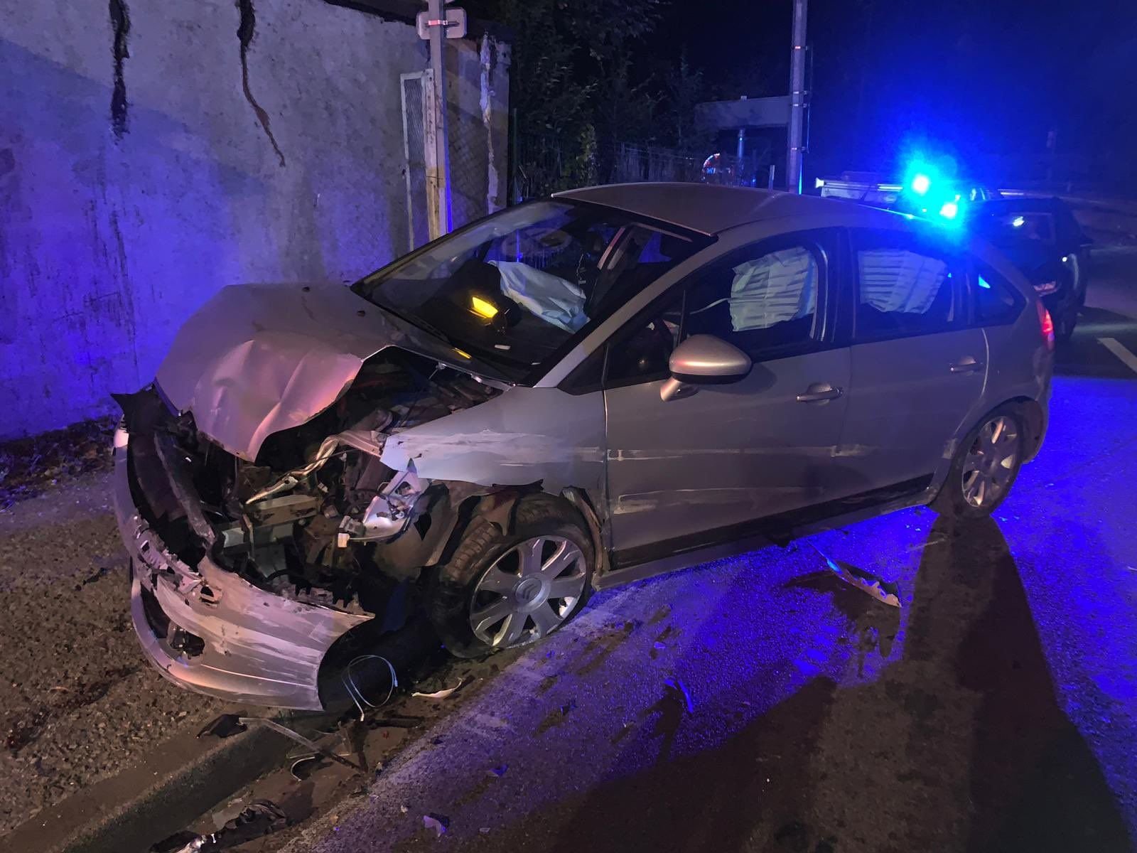 Poursuivi par les policiers, le conducteur d'une voiture en fuite depuis Bry-sur-Marne en a perdu le contrôle après une course-poursuite de vingt minutes dans la nuit de lundi à mardi. DR