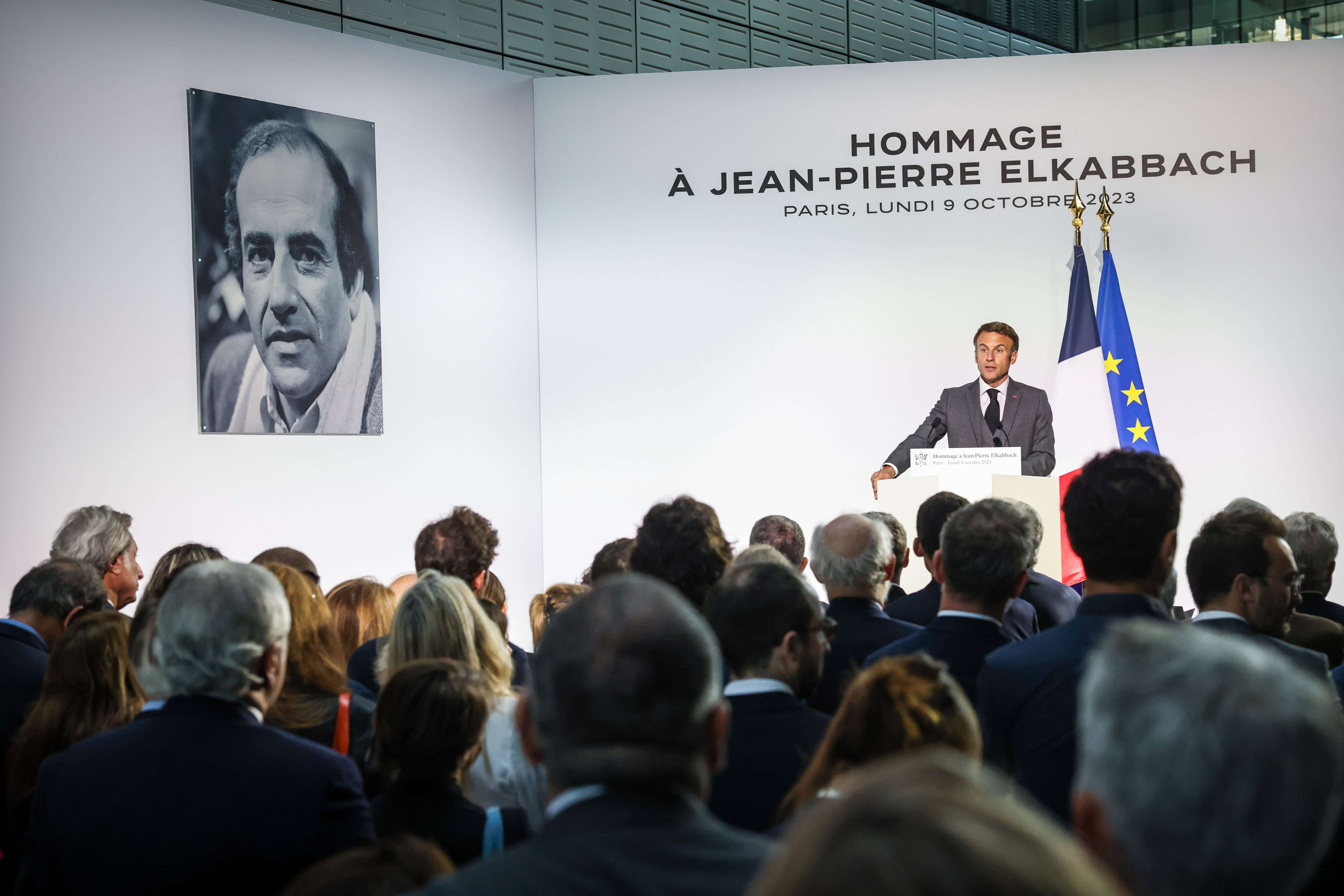Lors de l'hommage, Emmanuel Macron a fait allusion au scandale des animateurs-producteurs sous la présidence du journaliste, évoquant une audace qui « fut sans doute hors de prix pour l’époque ». LP/Frédéric Dugit